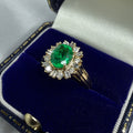 18ct gold Emerald and Diamond Daisy Ring - Size K 1/2