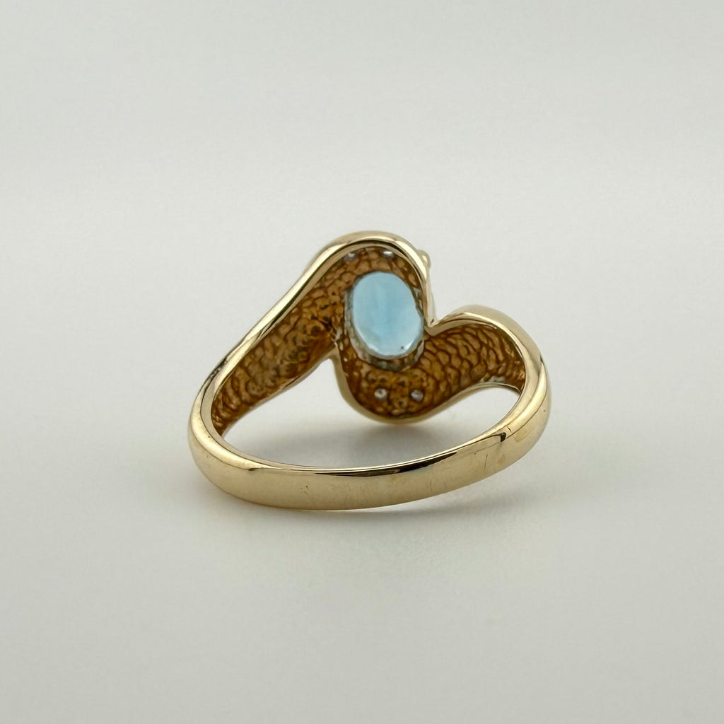 9ct Yellow Gold Oval Blue Topaz & Diamond Ring - Size I 1/2