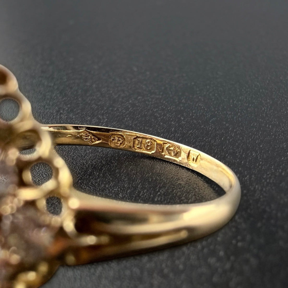 18ct Yellow Gold Antique Diamond Navette Ring c.1871