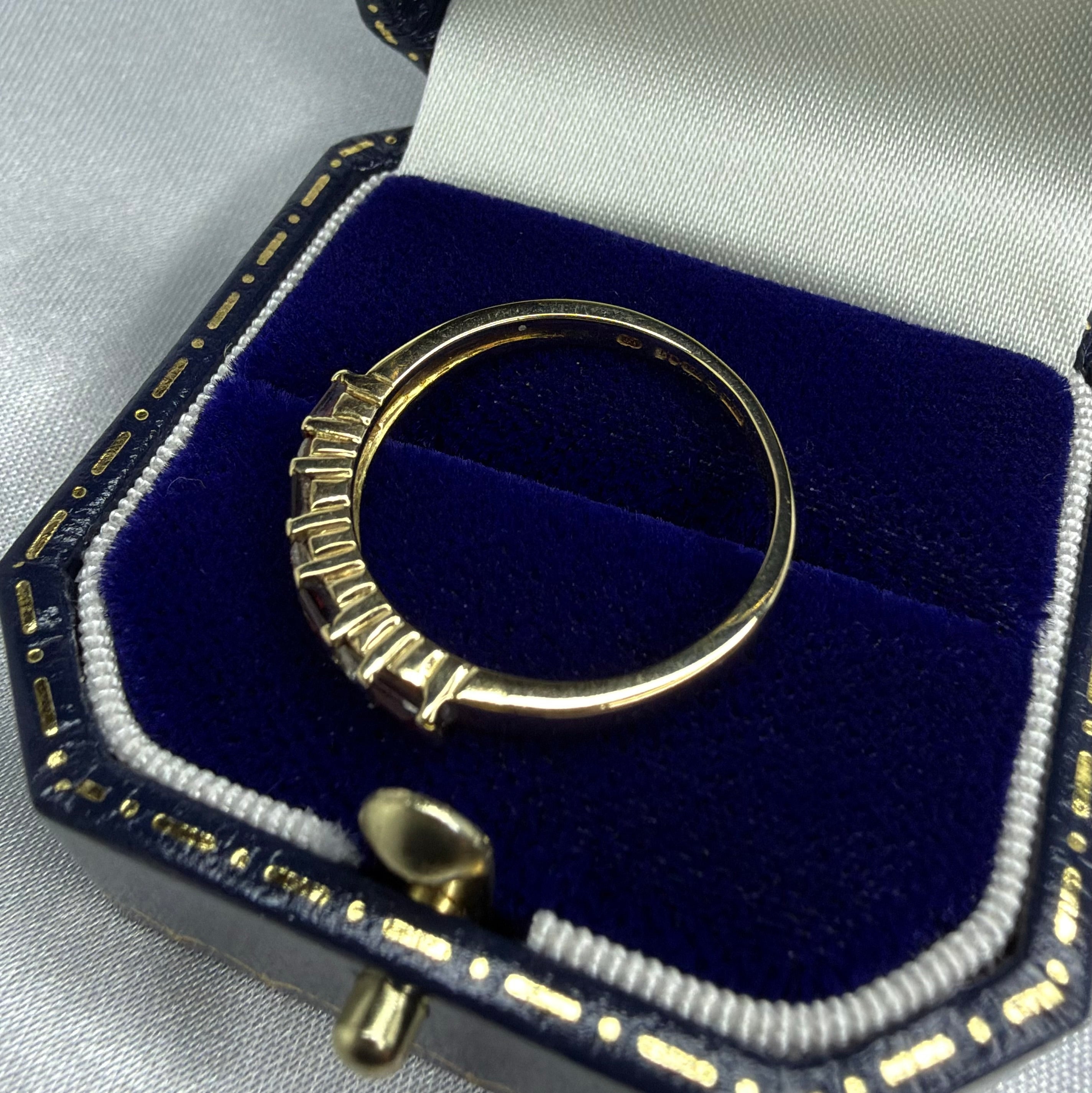 18ct gold vintage ruby and diamond band - Size O 1/2