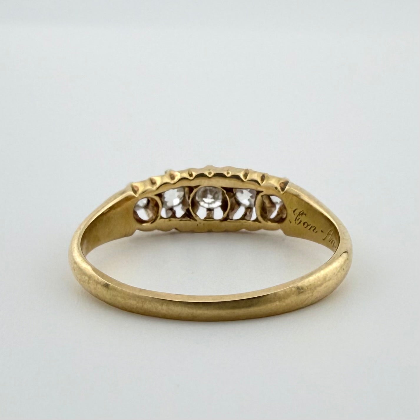 18ct Yellow Gold Antique Five-Stone Diamond Ring