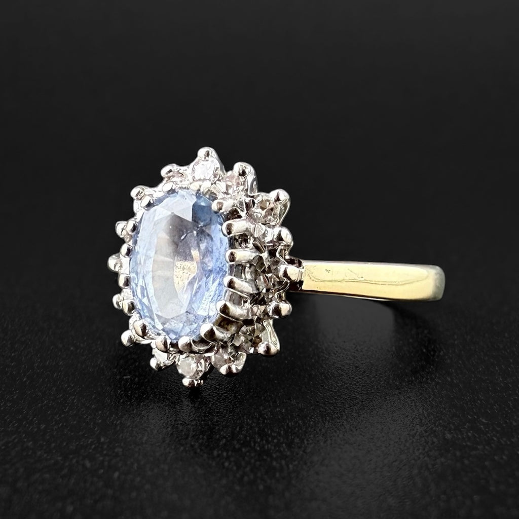 18ct Yellow Gold Sapphire & Diamond Cluster Ring - Size O