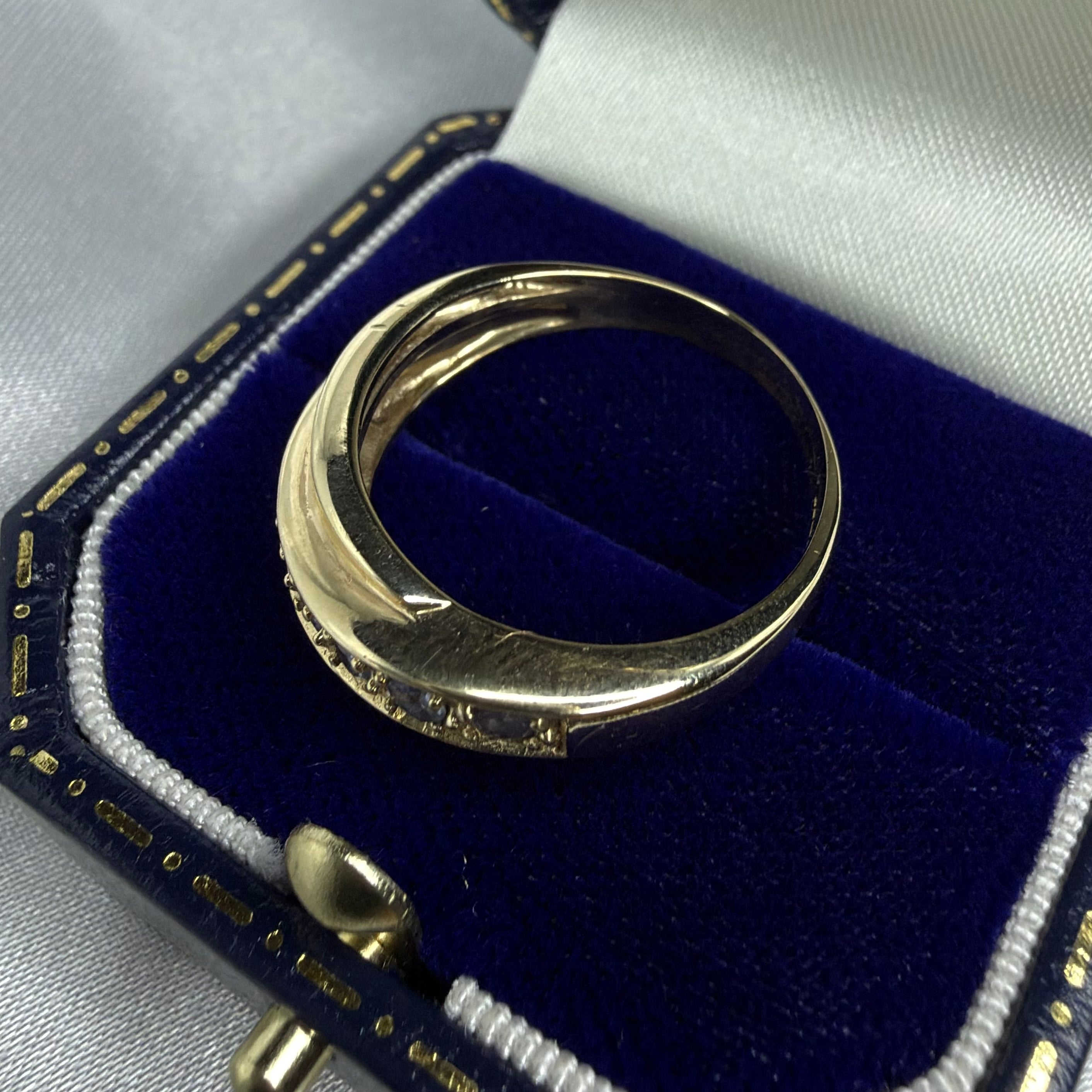 9ct gold Iolite Ring - Size P