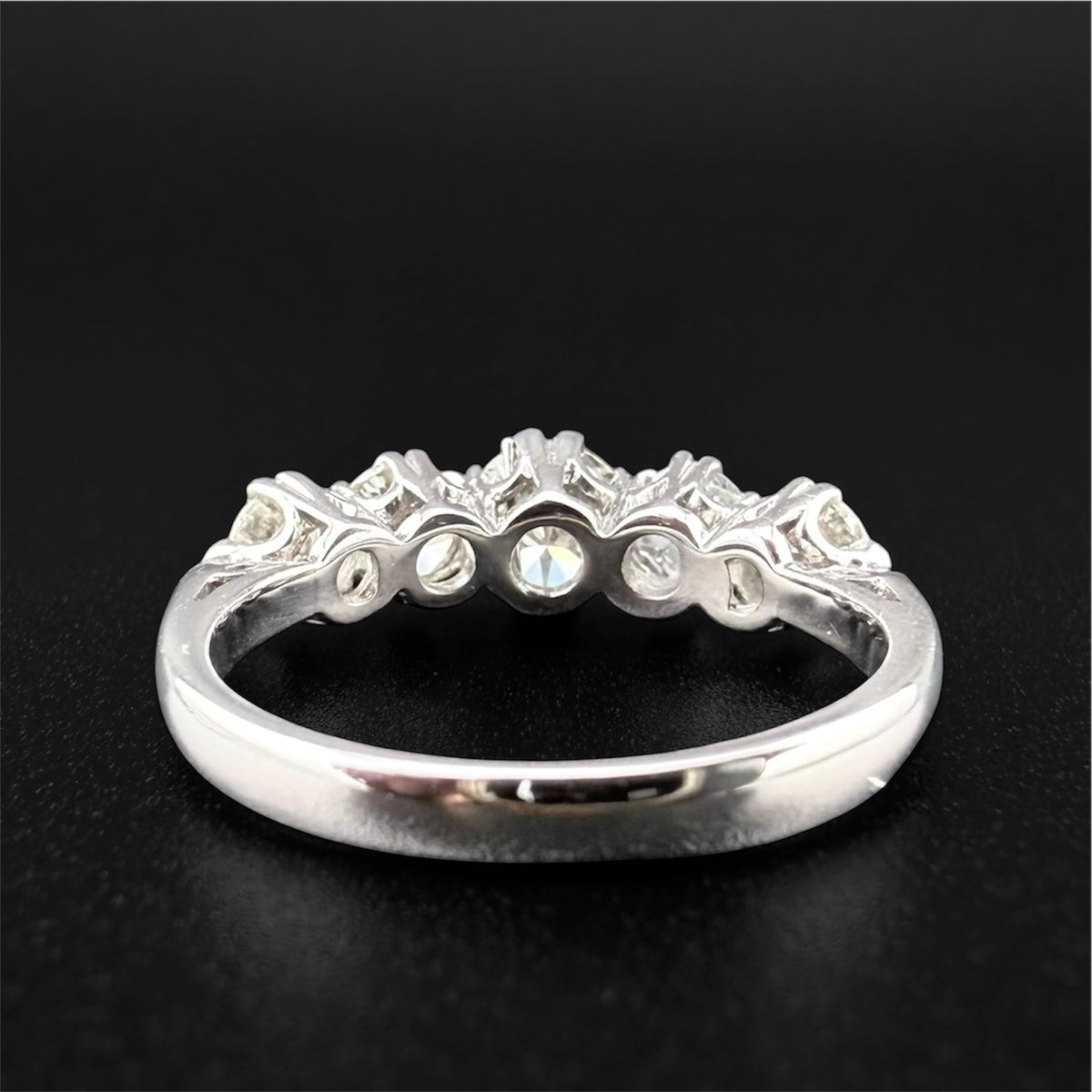 18ct White Gold Five-Stone Diamond Ring | Size M