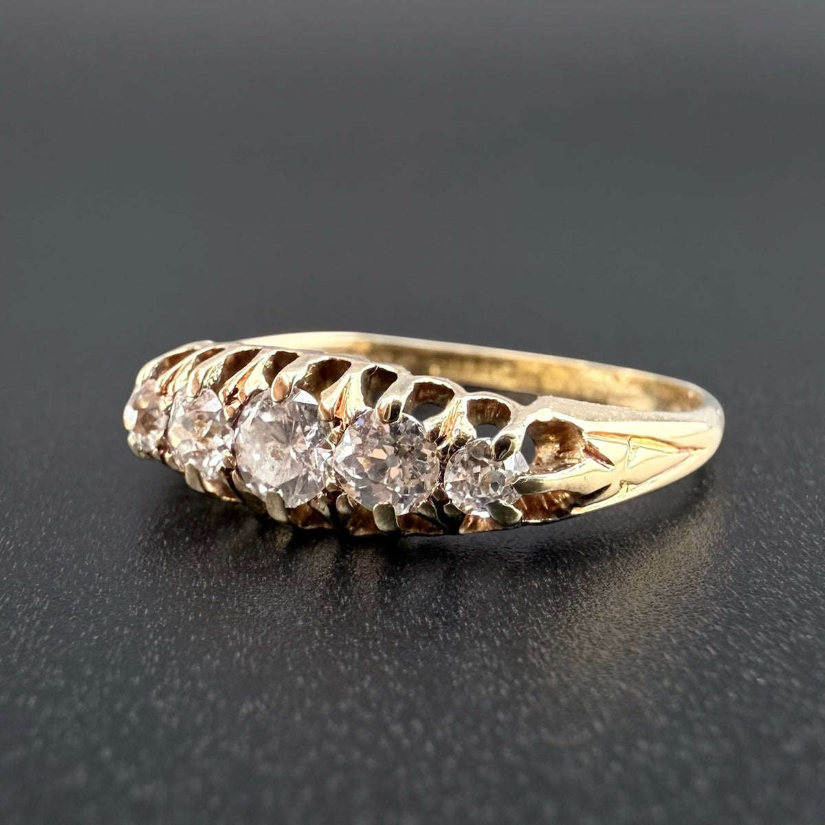 18ct Yellow Gold Antique Five-Stone Diamond Ring