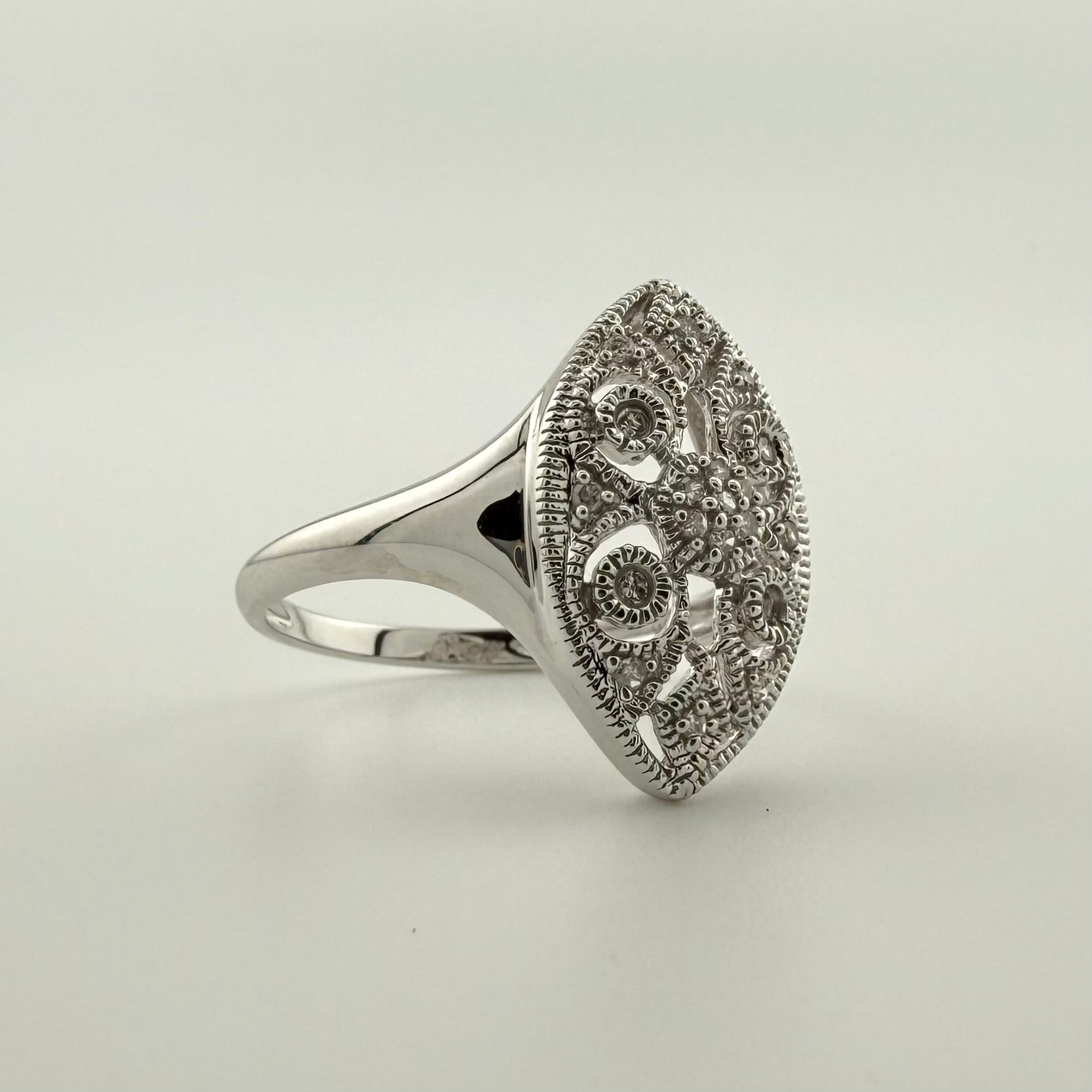 9ct White Gold Diamond Filigree Navette Ring - Size P 1/2
