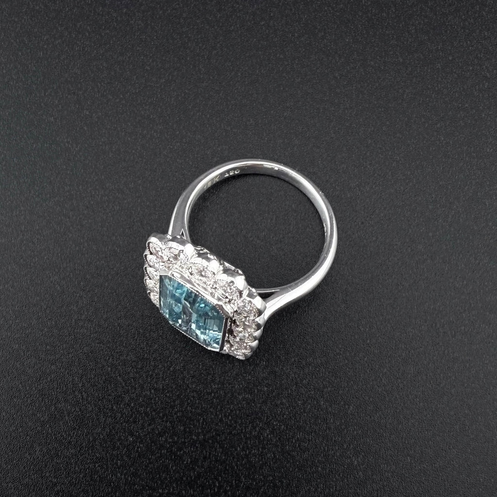18ct White Gold 3.93ct Natural Aquamarine & Diamond Ring - Size L 1/2