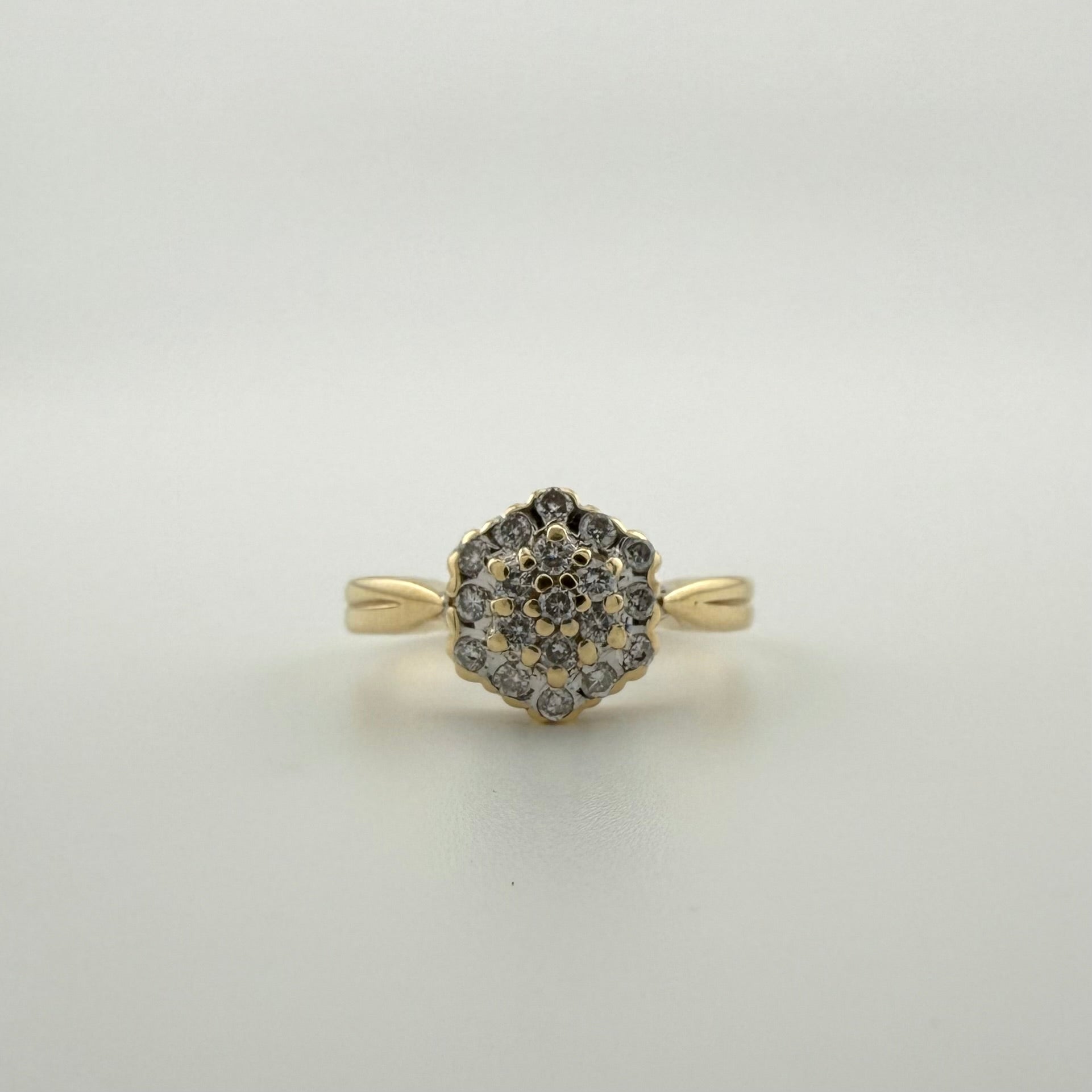 9ct Yellow Gold Diamond Cluster Ring - Size M