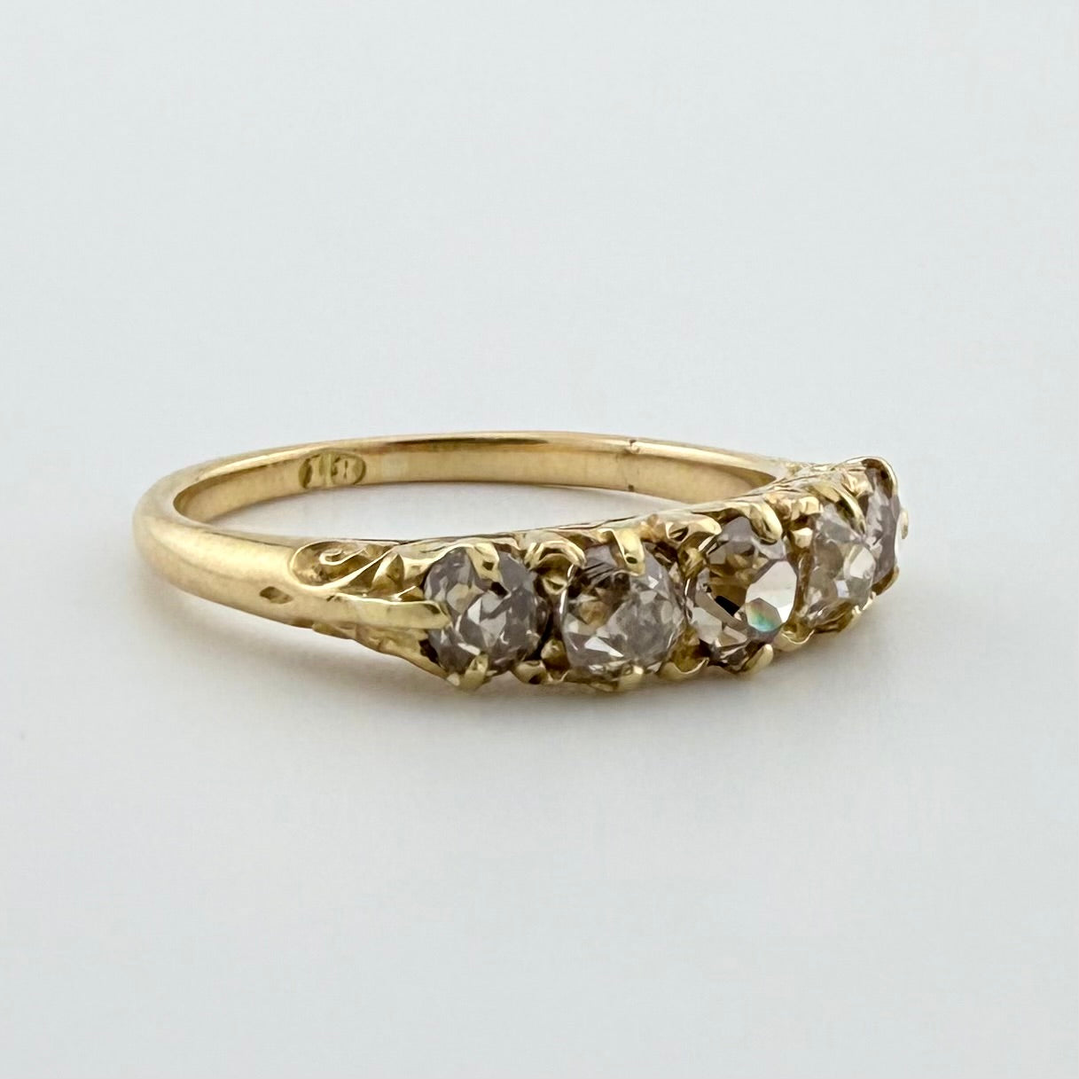 18ct Yellow Gold Antique Five-Stone Diamond Ring