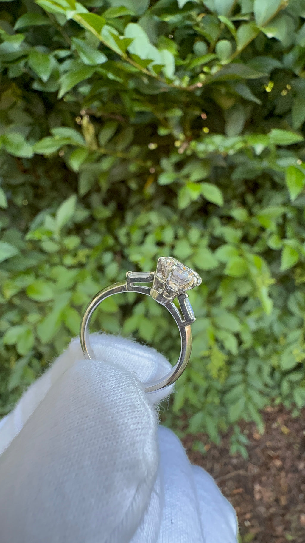 Platinum 1.75ct natural diamond ring - Size O