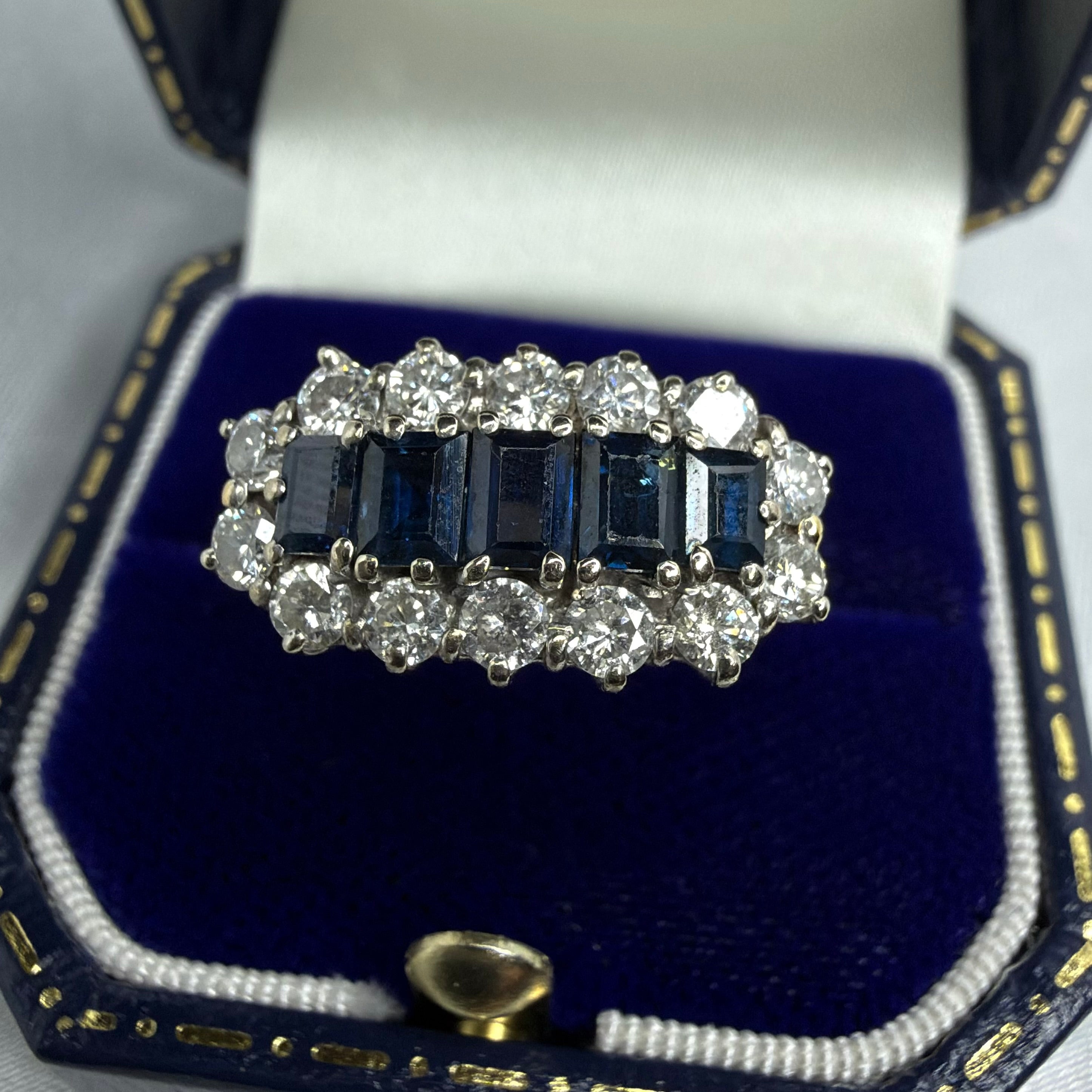 18ct Gold Sapphire and Diamond Cluster Ring - Size U