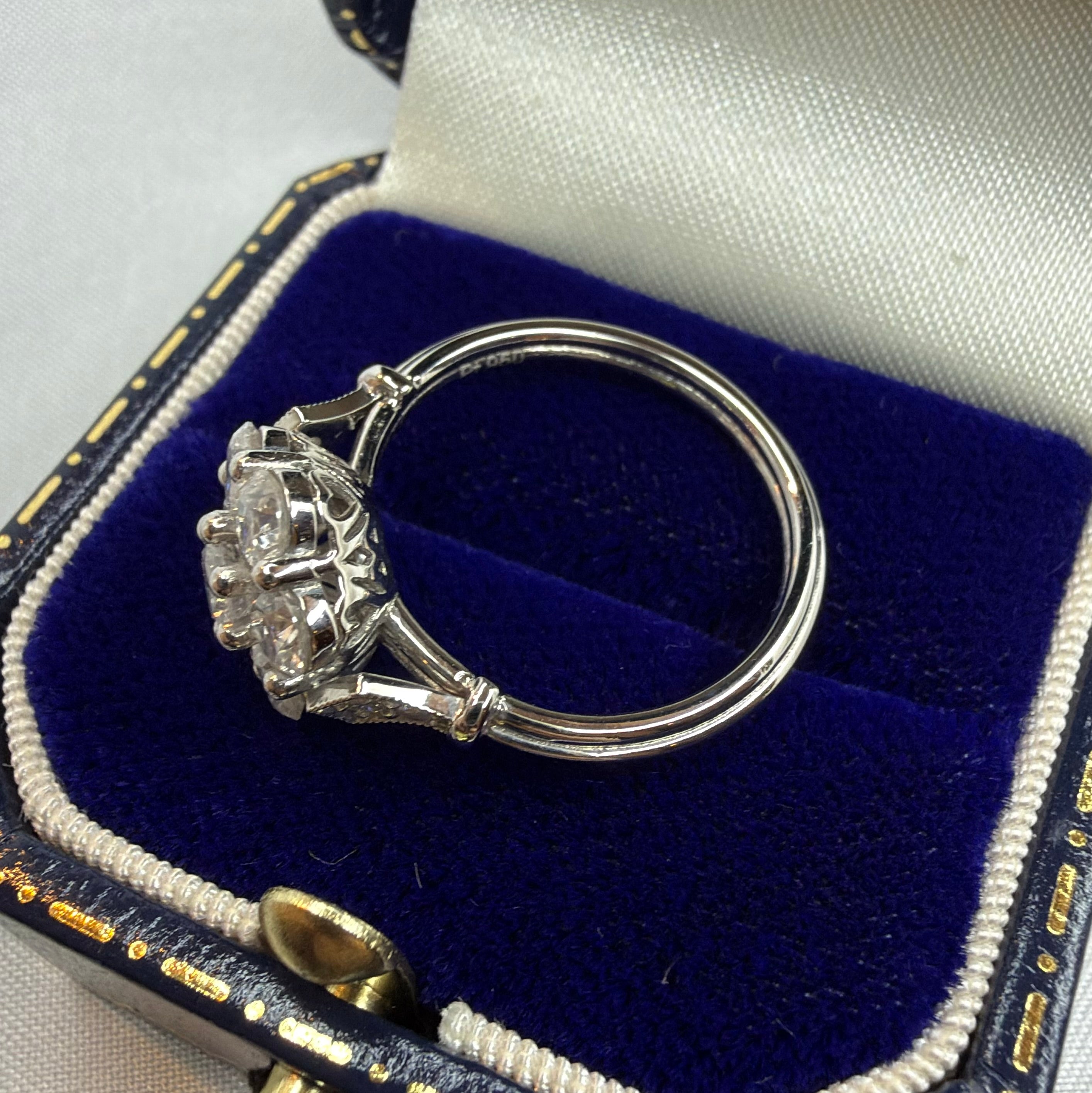 Plat 950 1.5ct diamond Daisy Ring - Size L 1/2