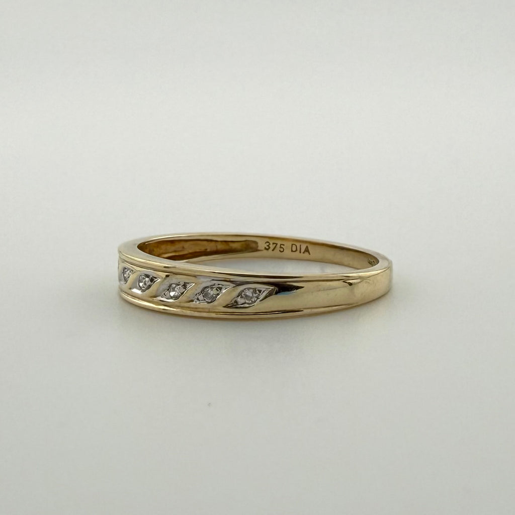 9ct Yellow Gold Diamond Band Ring - Size M