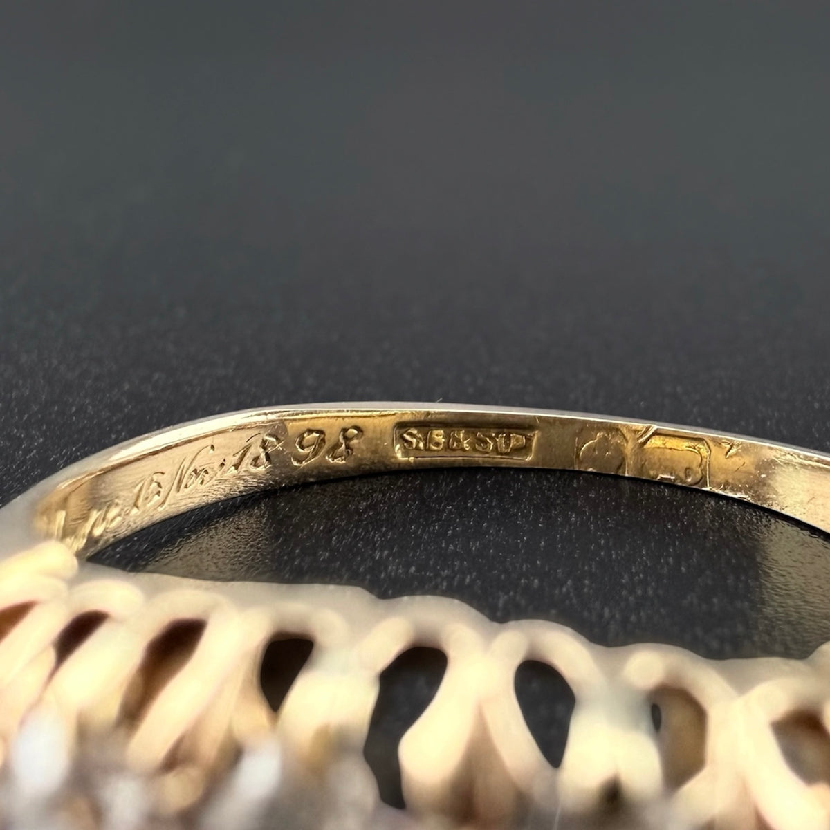 18ct Yellow Gold Antique Five-Stone Diamond Ring