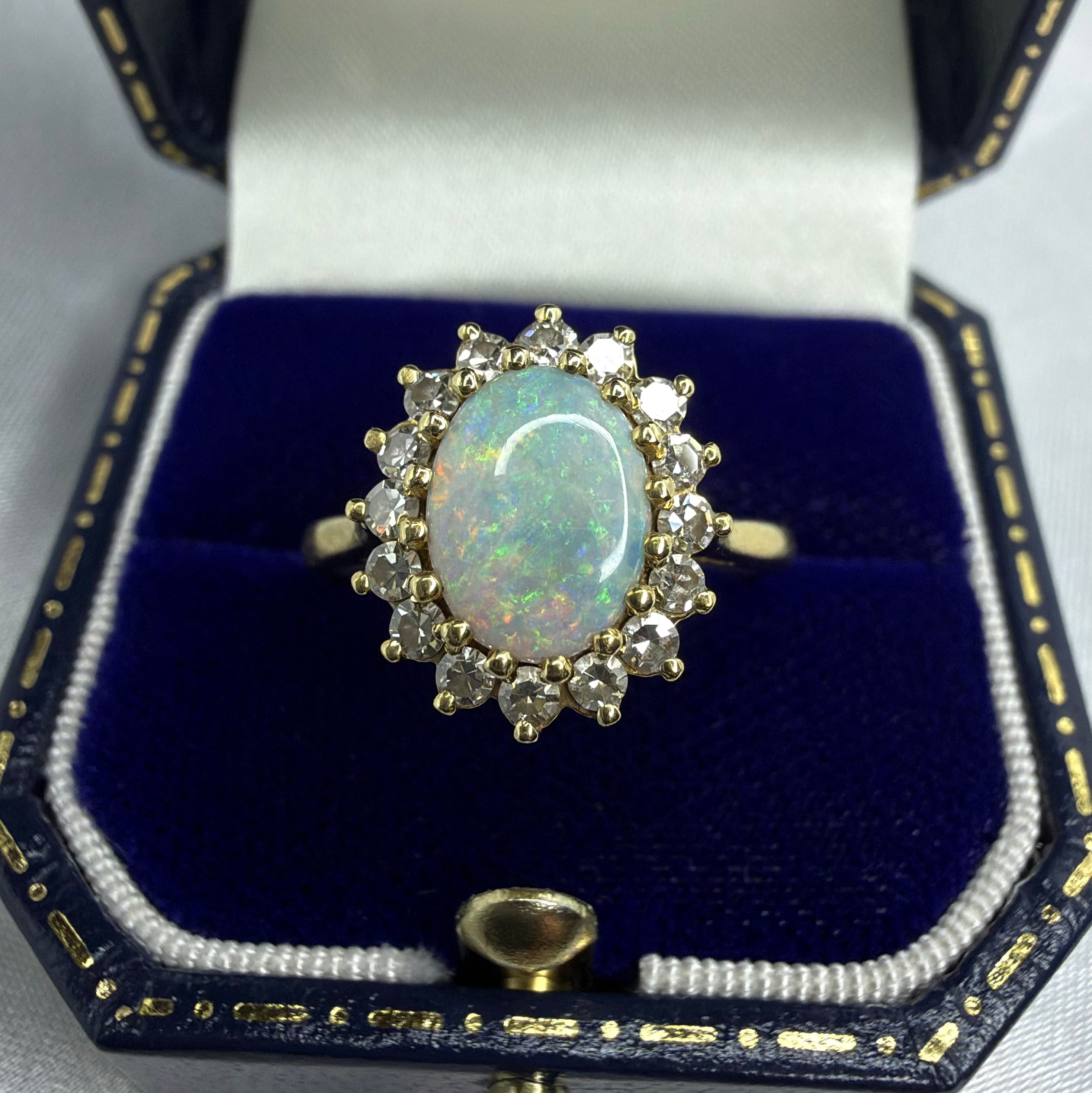 18ct Gold Vintage Opal and Diamond Ring - Size P 1/2