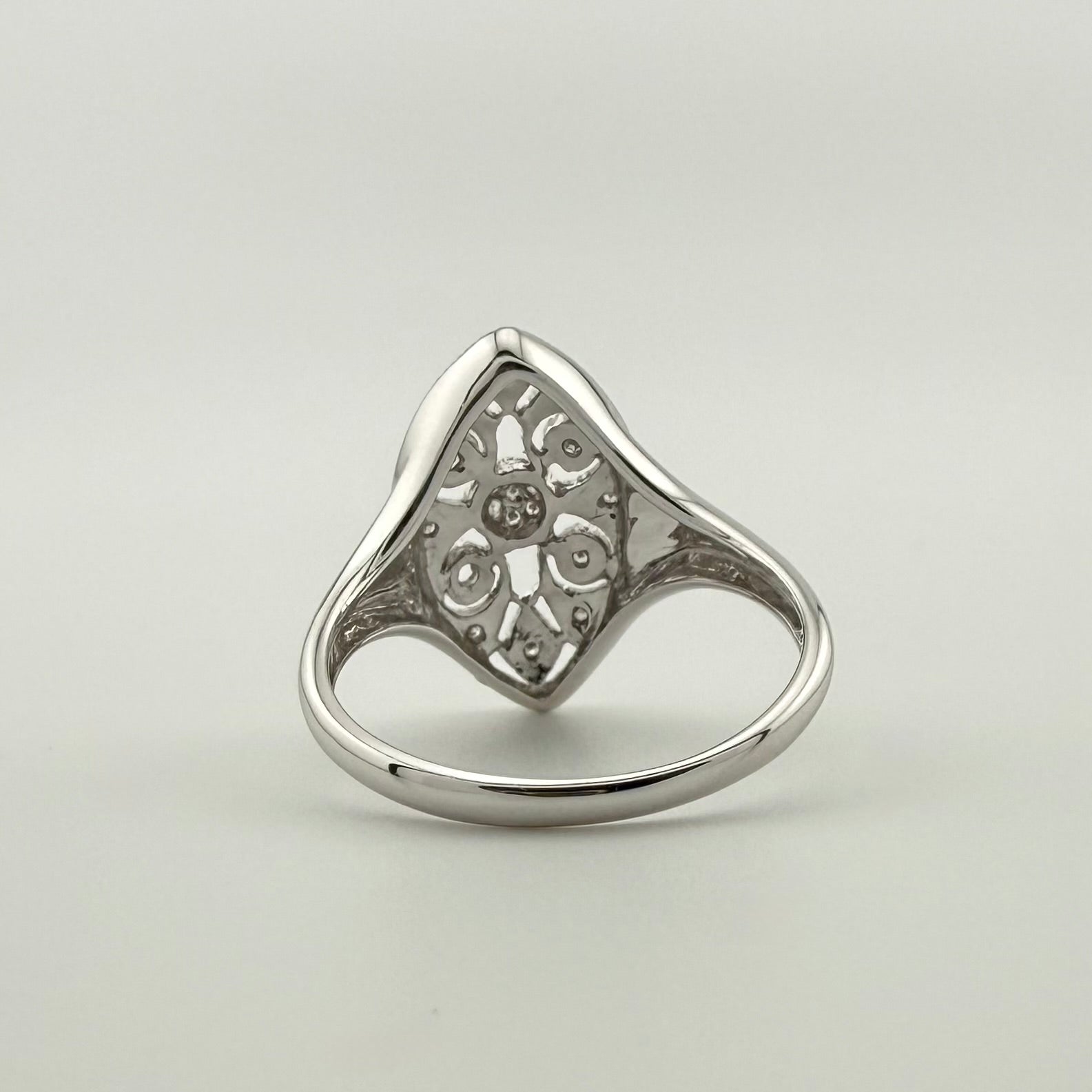 9ct White Gold Diamond Filigree Navette Ring - Size P 1/2