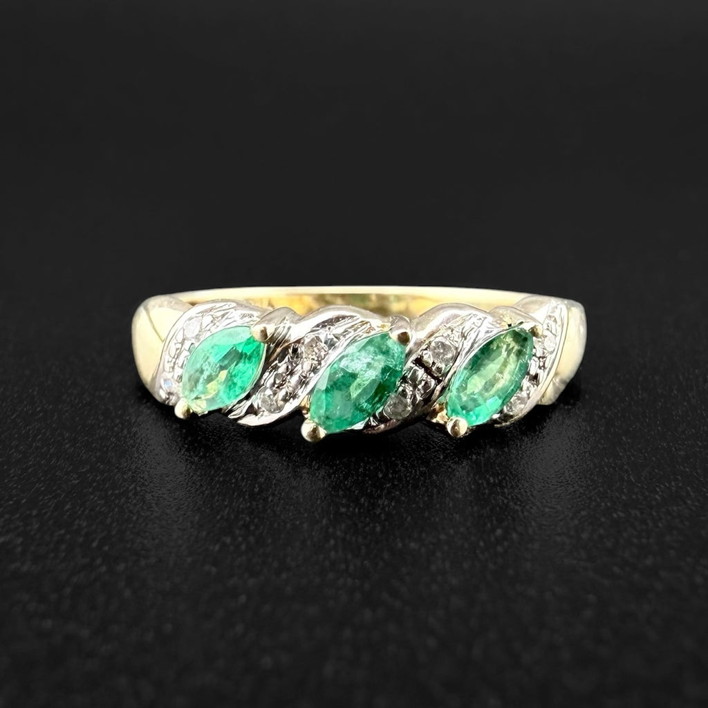 9ct Yellow Gold Emerald & Diamond Ring