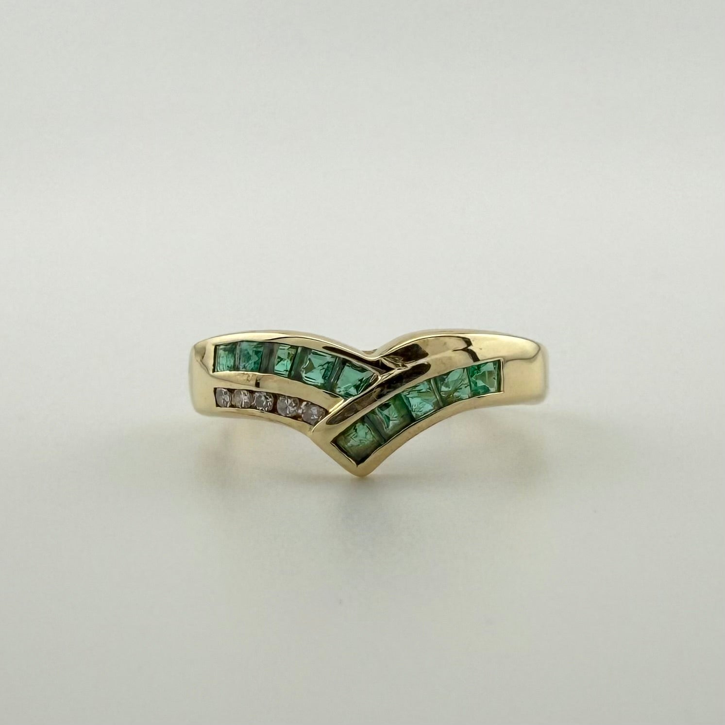 9ct Yellow Gold Emerald & Diamond Wishbone Ring - Size N