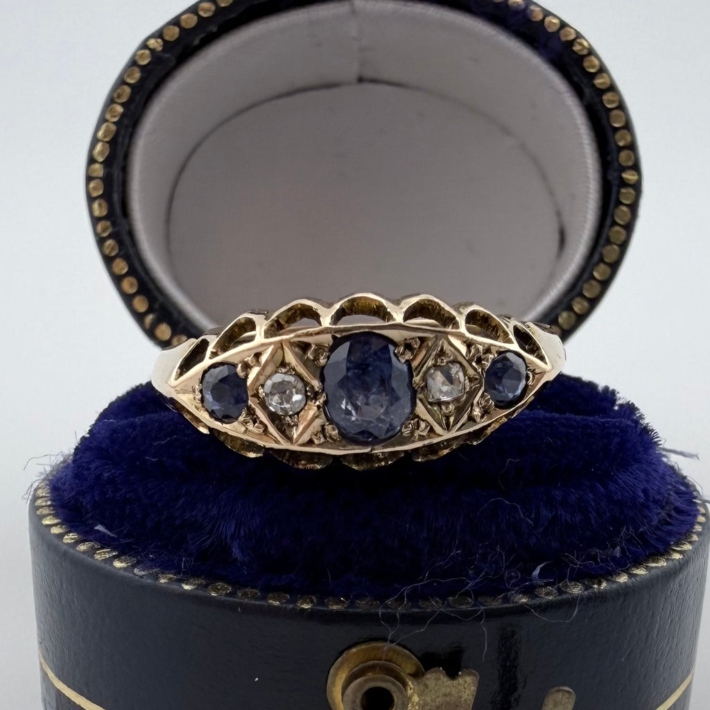 18ct Yellow Gold Antique Sapphire & Diamond Ring c.1863