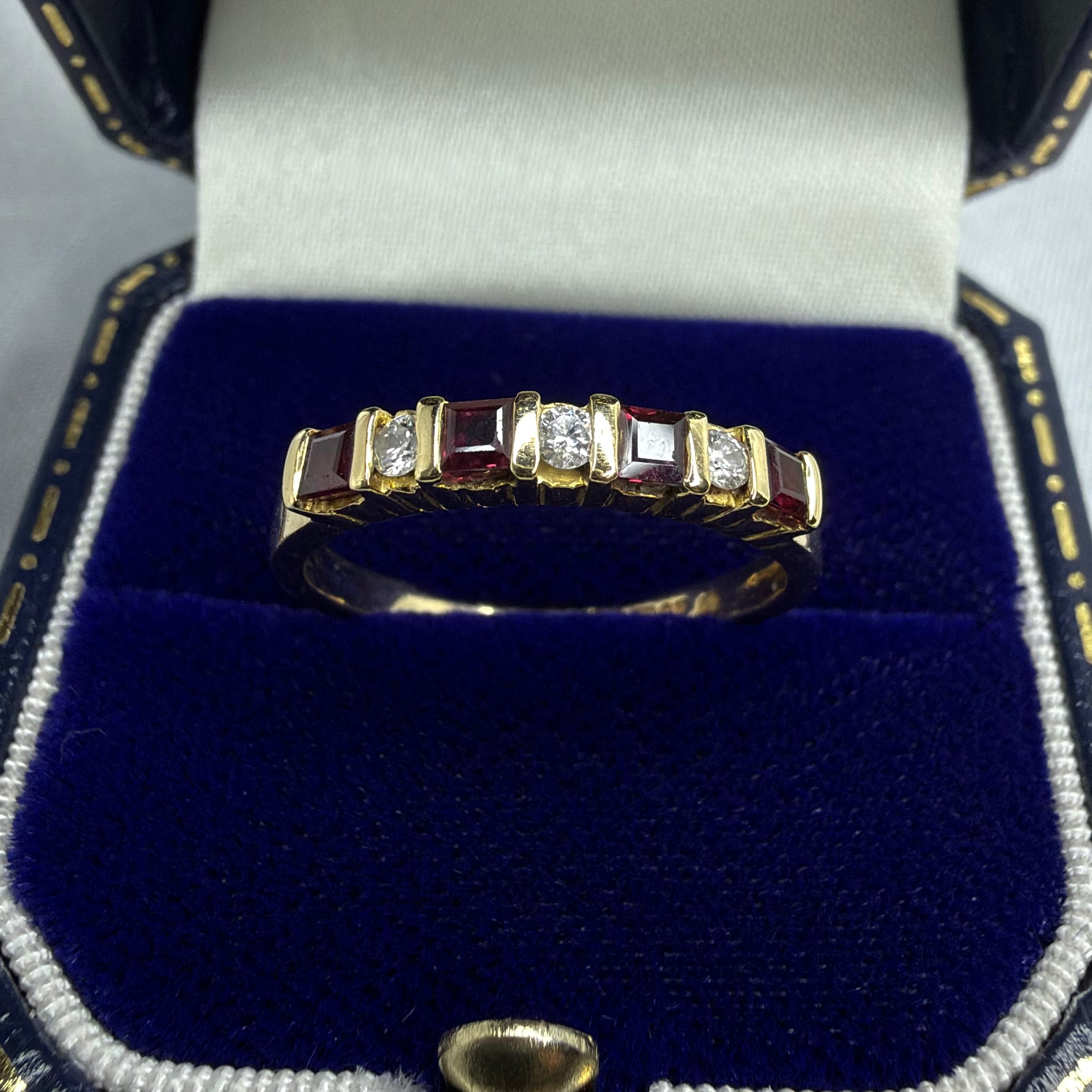 18ct gold vintage ruby and diamond band - Size O 1/2
