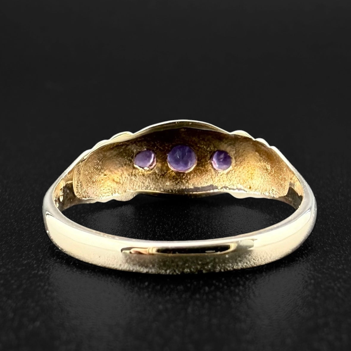 9ct Yellow Gold Amethyst Three-Stone Ring - Size N