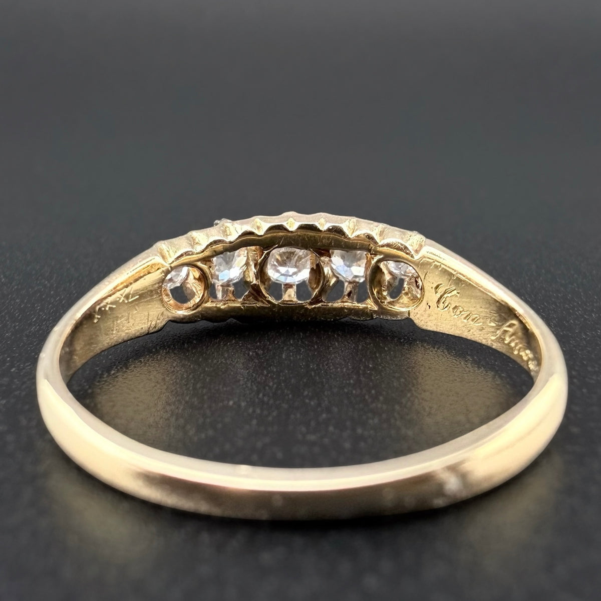 18ct Yellow Gold Antique Five-Stone Diamond Ring