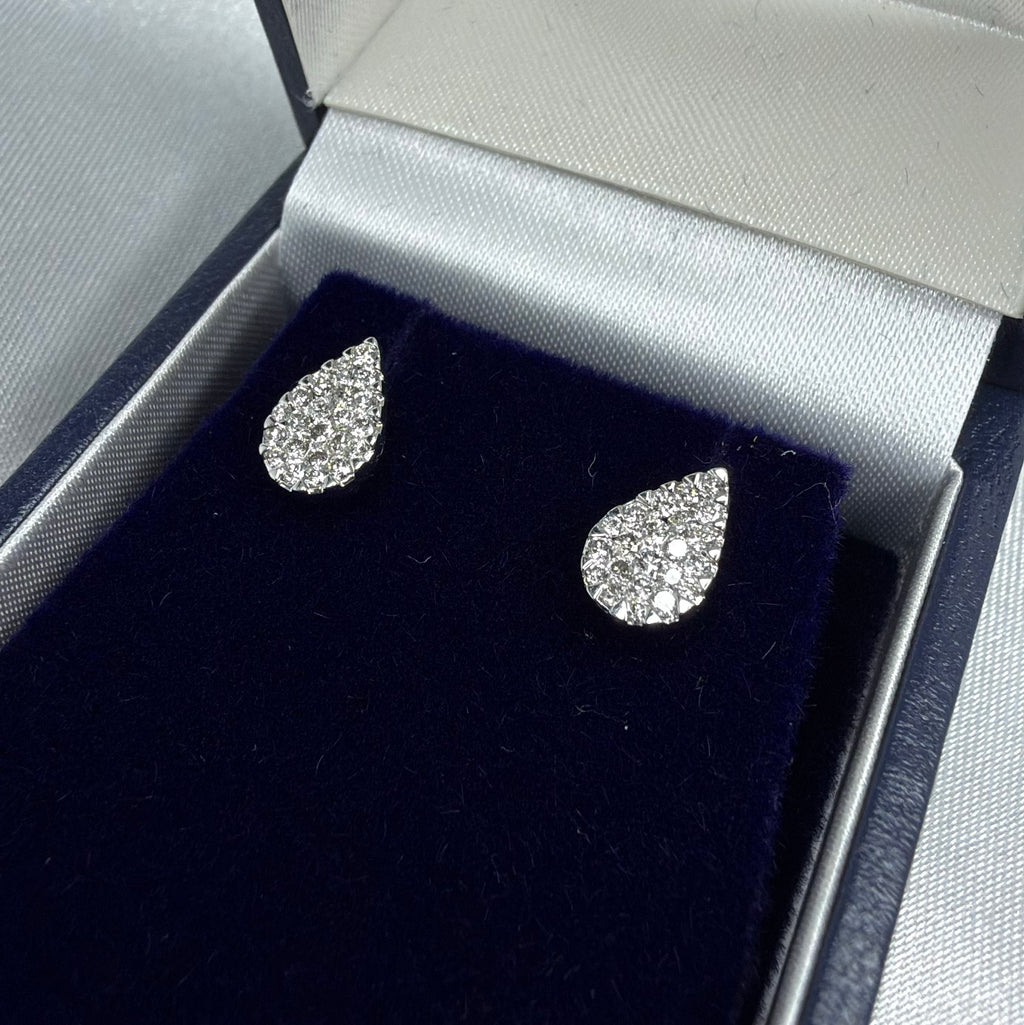 18ct White Gold Diamond Earrings
