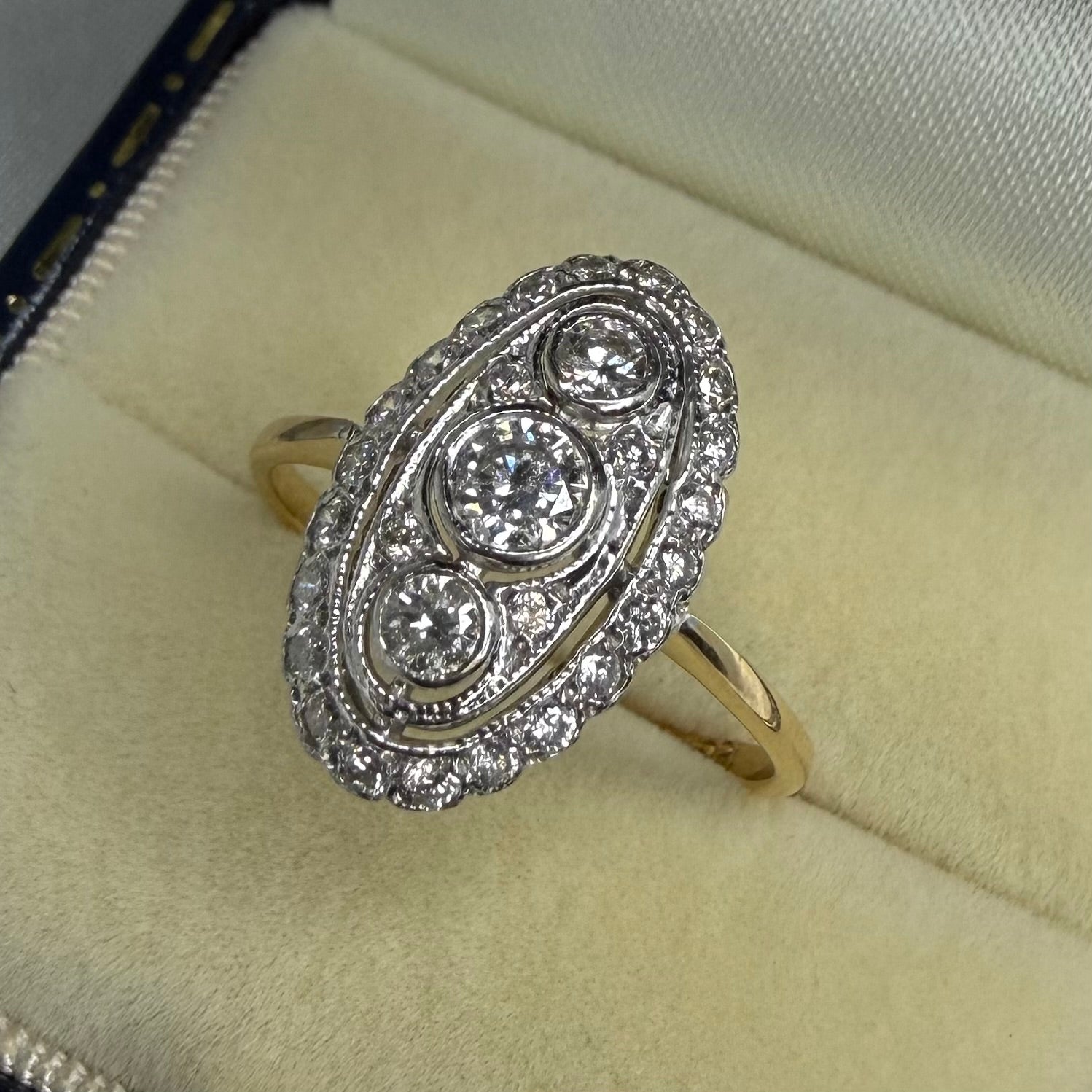 18ct Original Art Deco Oval Diamond Ring | Size O