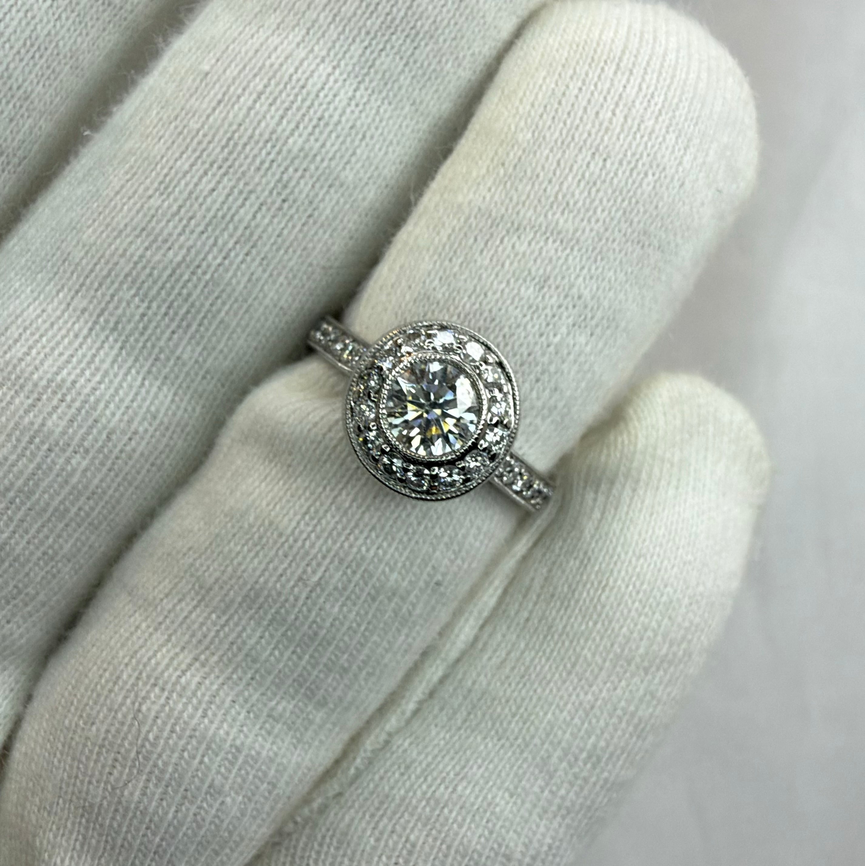 14k 1.10ct Diamond Daisy Ring - Size J