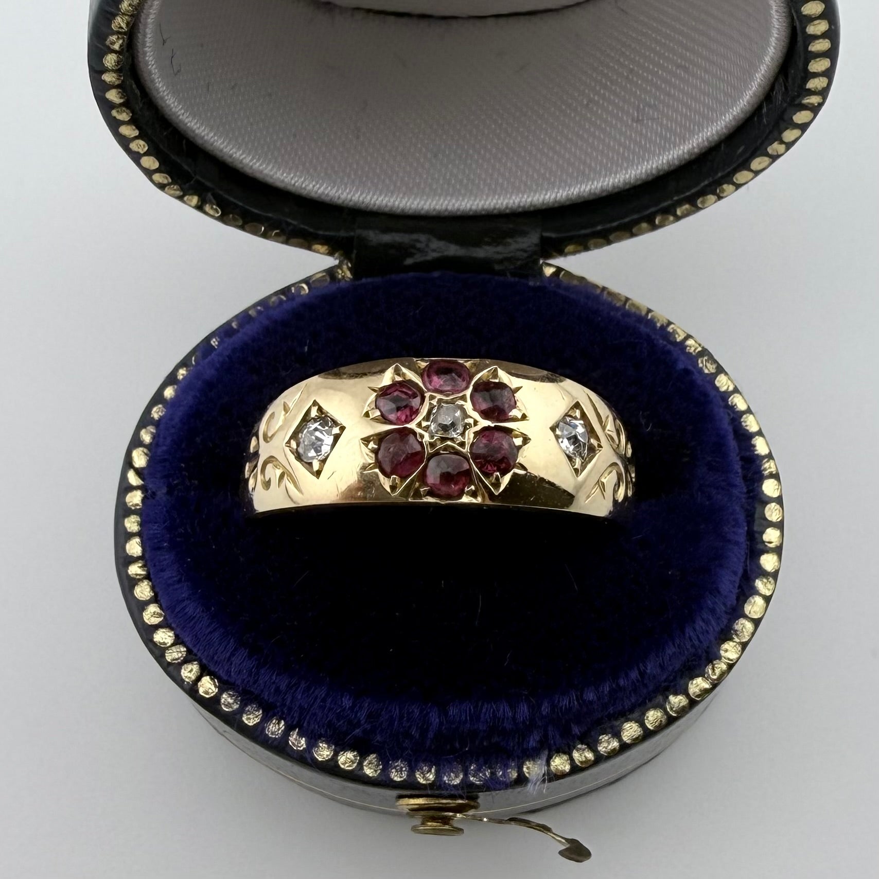 18ct Yellow Gold Antique Ruby & Diamond Ring c.1895