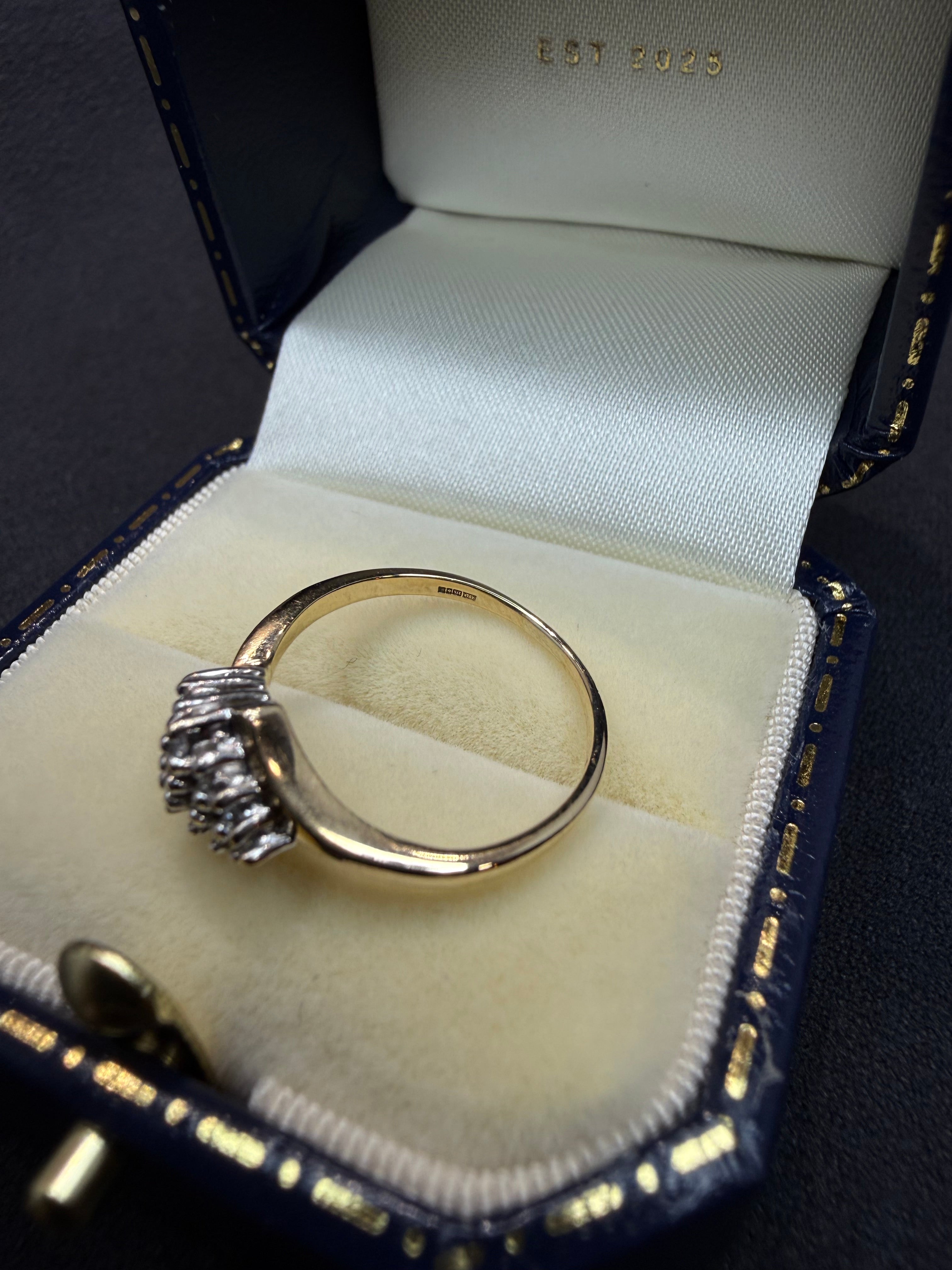 9ct Diamond Ring - Size I 1/2