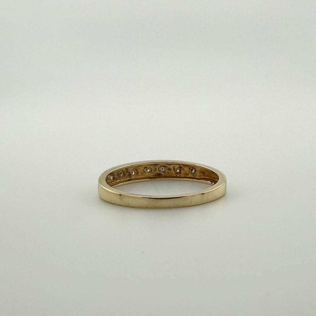 9ct Yellow Gold Diamond Band Ring - Size M
