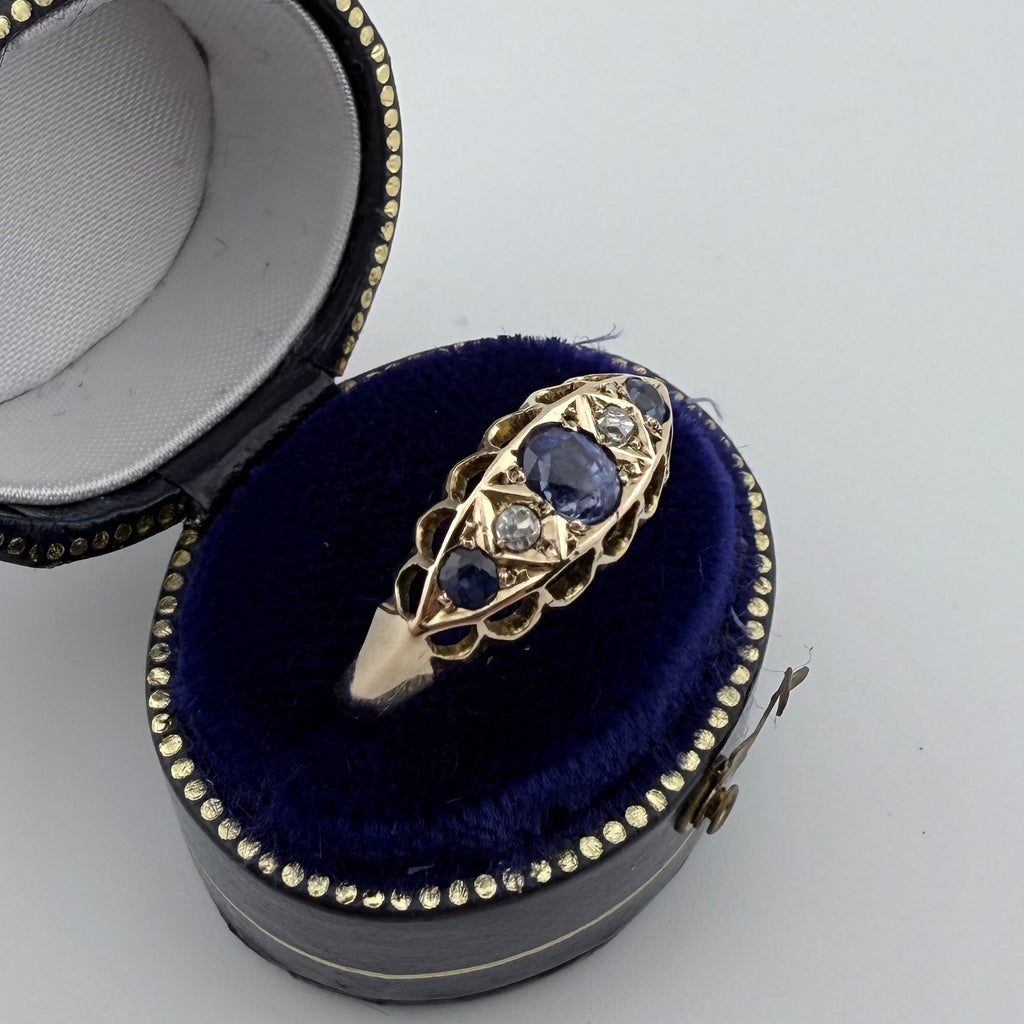 18ct Yellow Gold Antique Sapphire & Diamond Ring c.1863