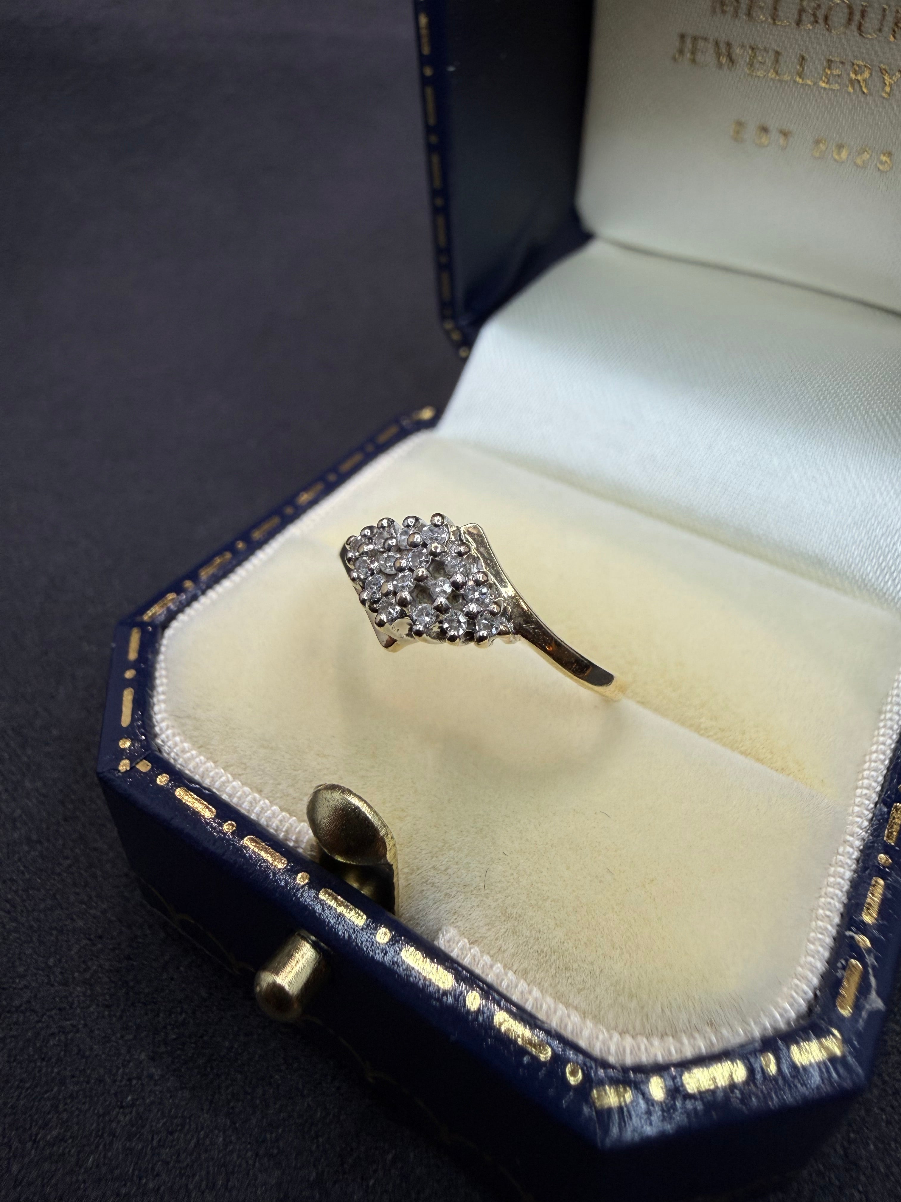 9ct Diamond Ring - Size I 1/2