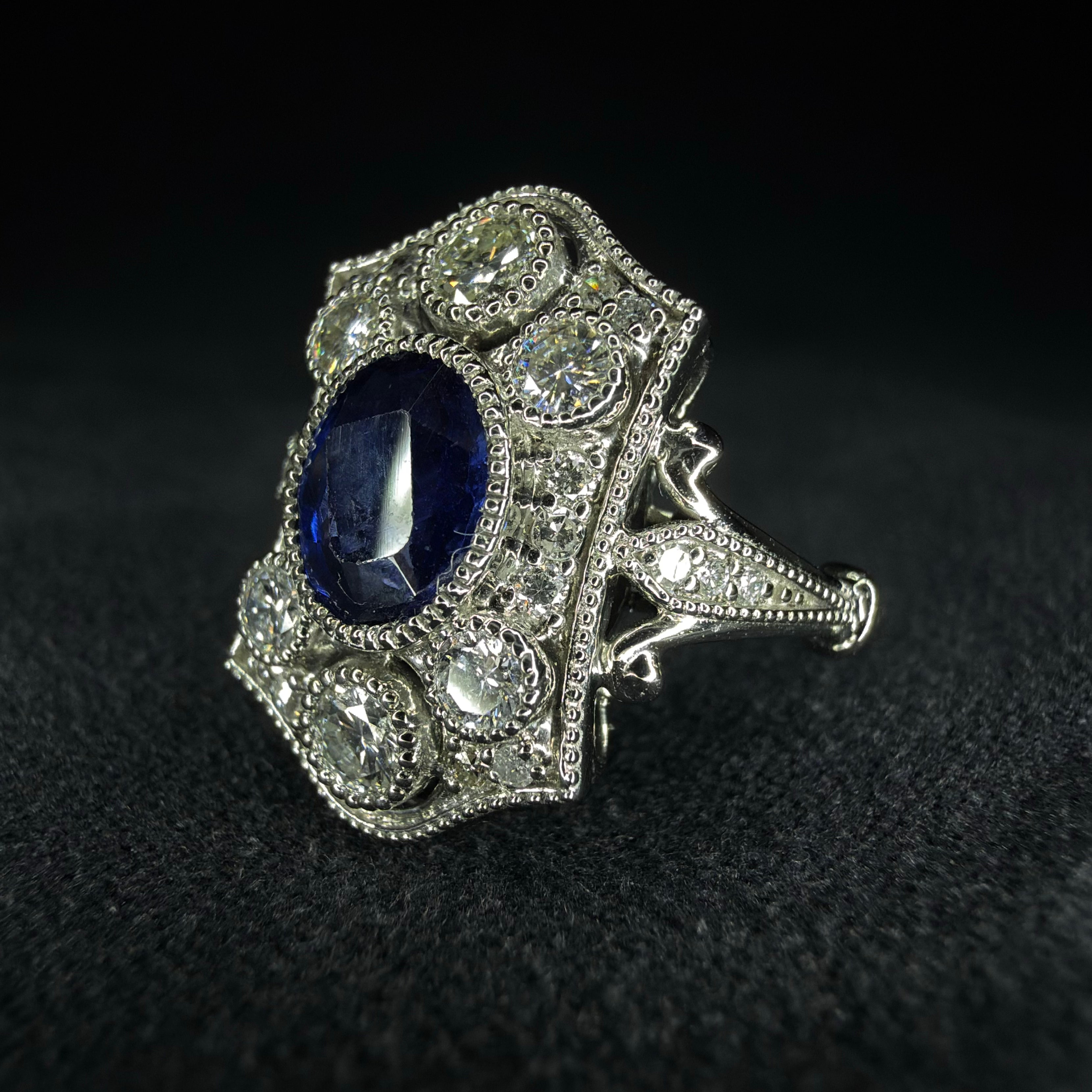 Platinum art deco style sapphire and diamond ring - Size L
