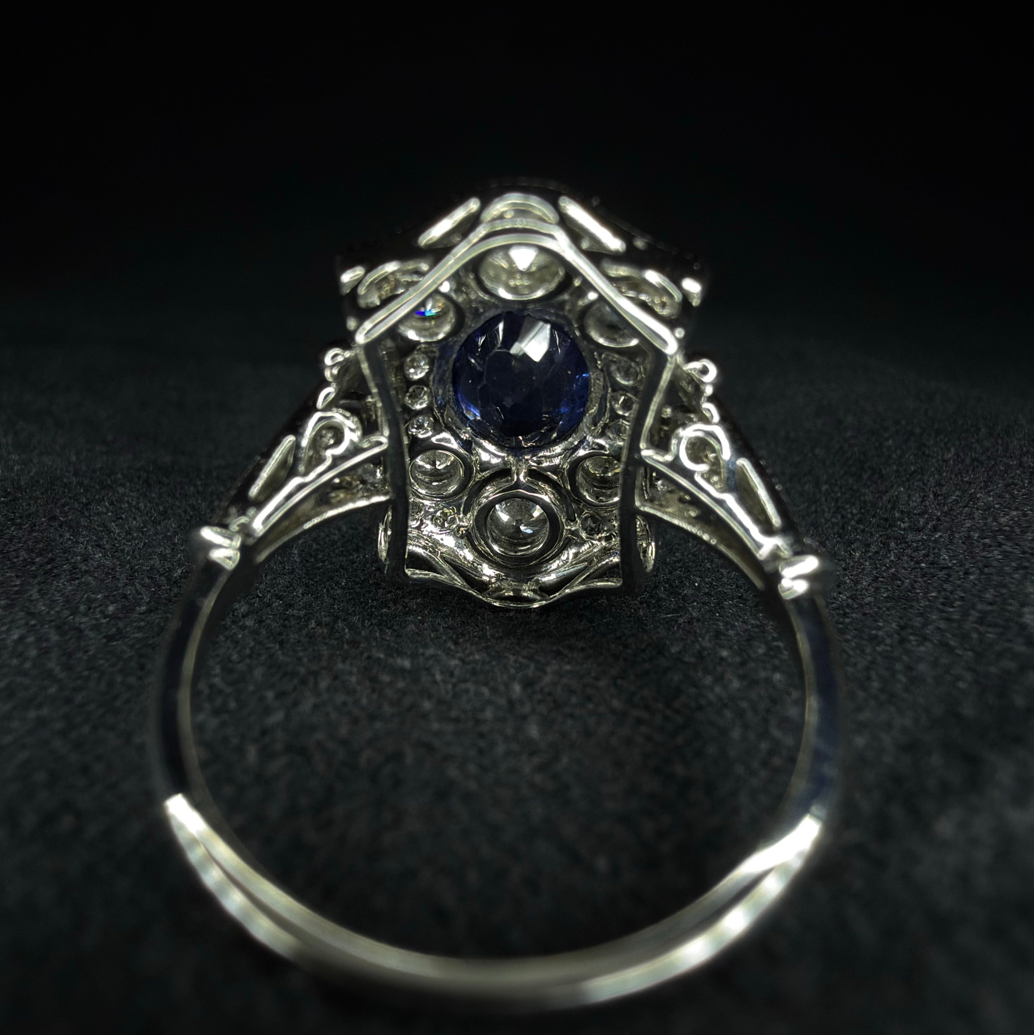 Platinum art deco style sapphire and diamond ring - Size L