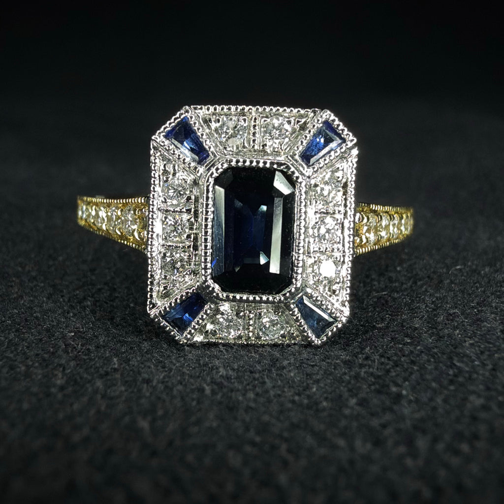 18ct Gold Sapphire and Diamond Ring - Size N 1/2