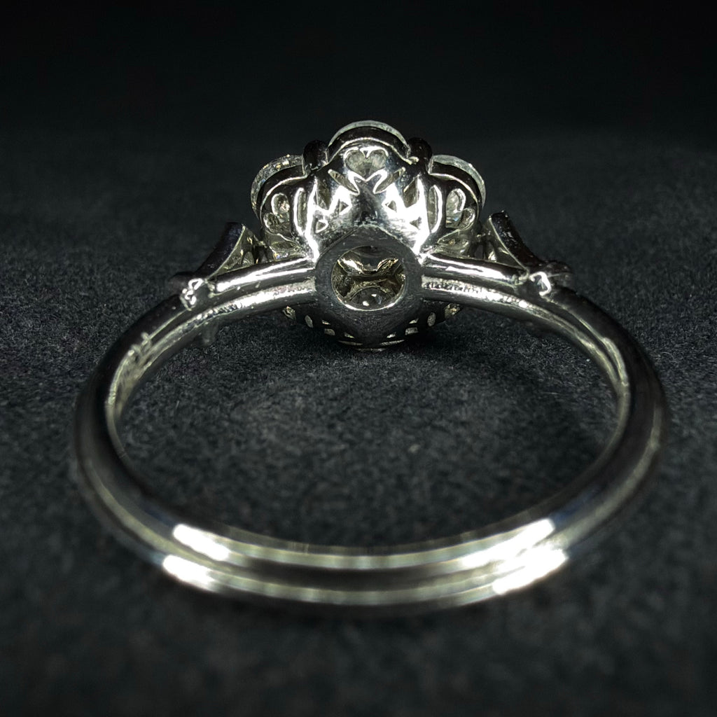 Plat 950 1.5ct diamond Daisy Ring - Size L 1/2