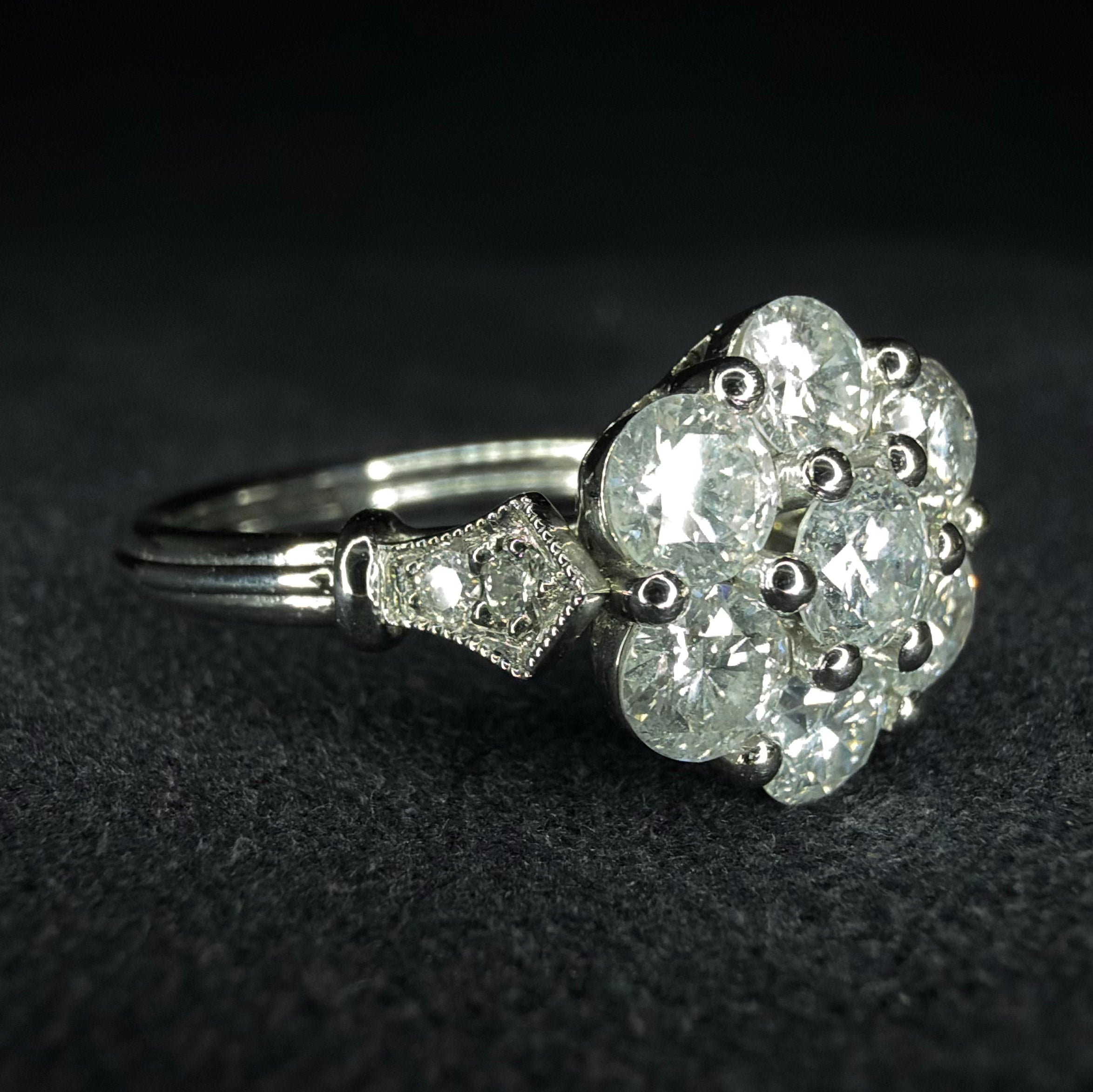 Plat 950 1.5ct diamond Daisy Ring - Size L 1/2