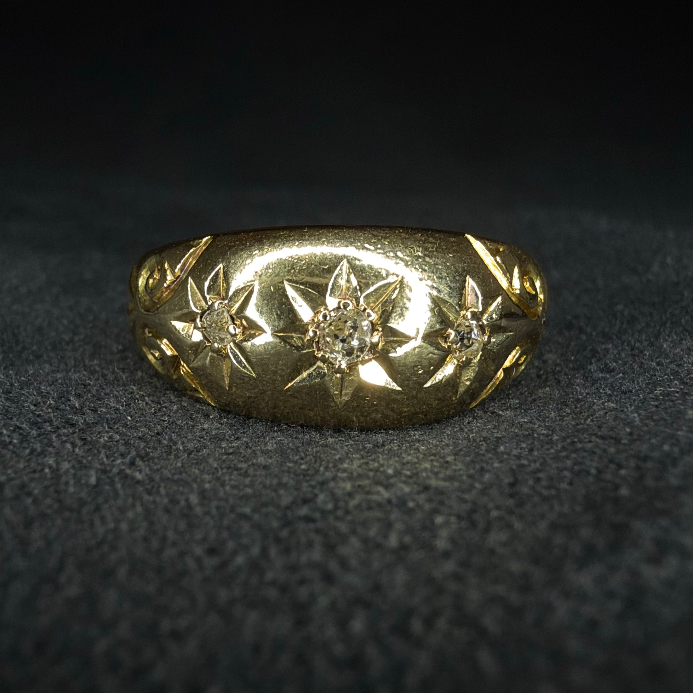 18ct Dia gypsy ring - Size N