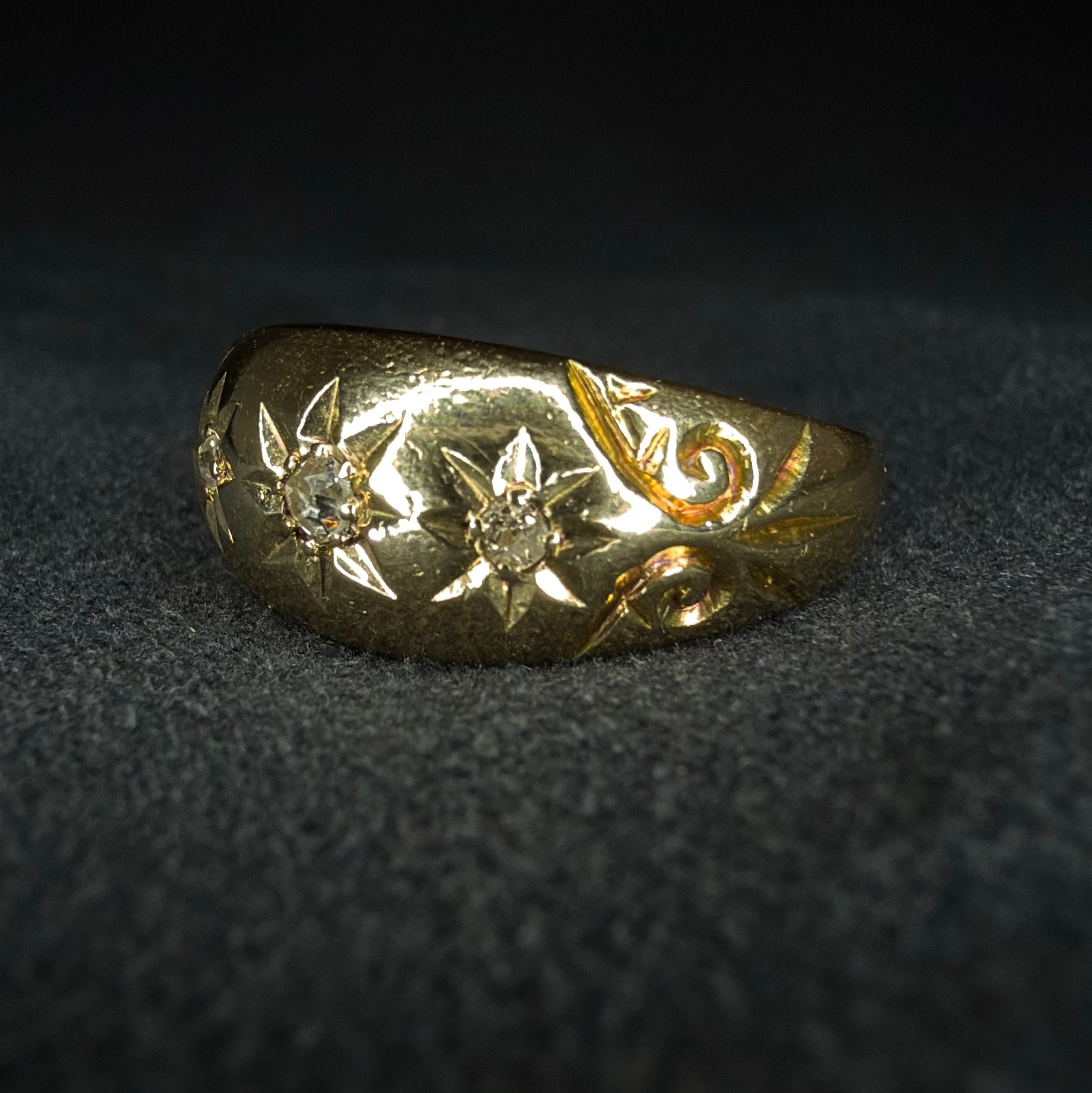 18ct Dia gypsy ring - Size N