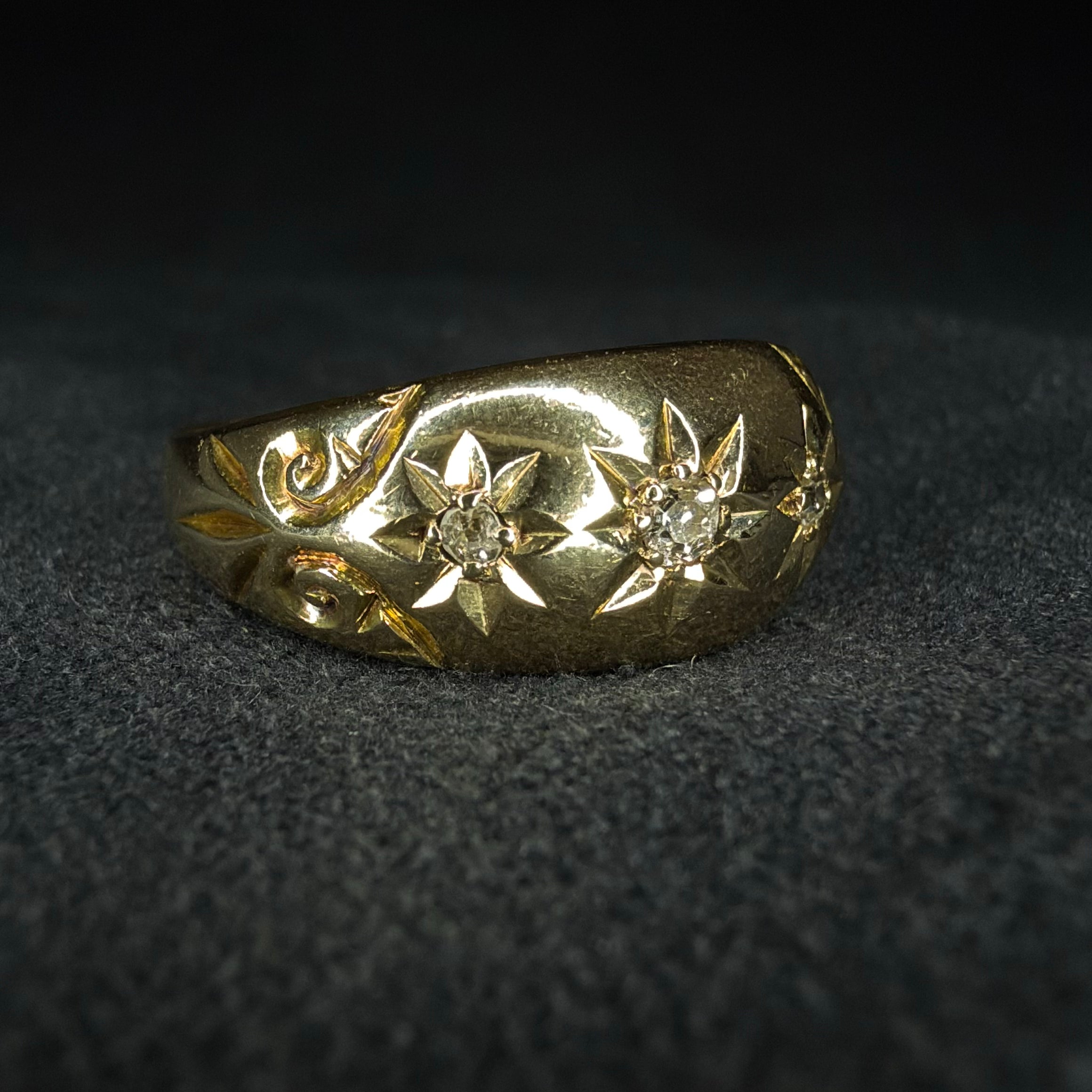 18ct Dia gypsy ring - Size N