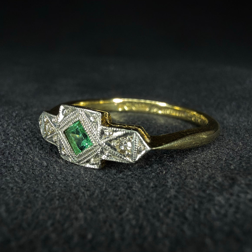 18ct Emerald and Diamond Boat Ring - Size L