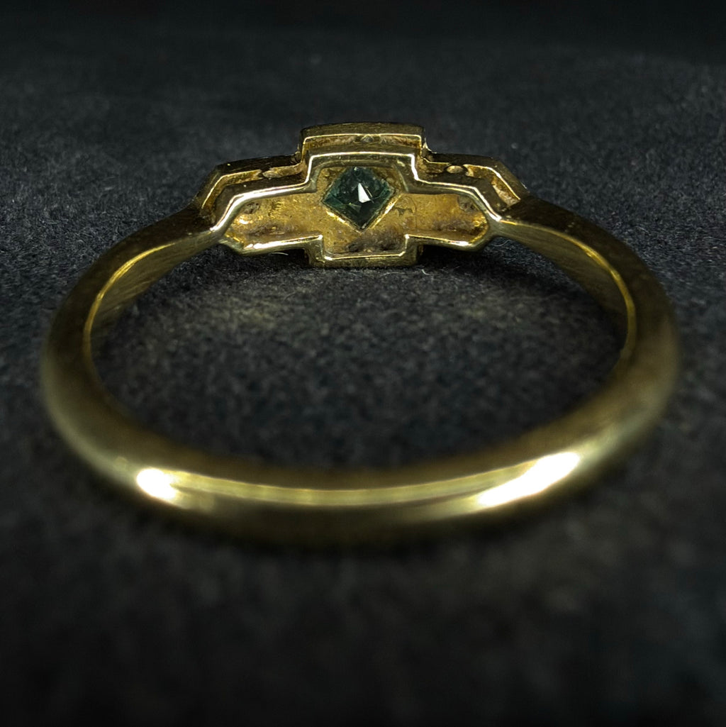 18ct Emerald and Diamond Boat Ring - Size L