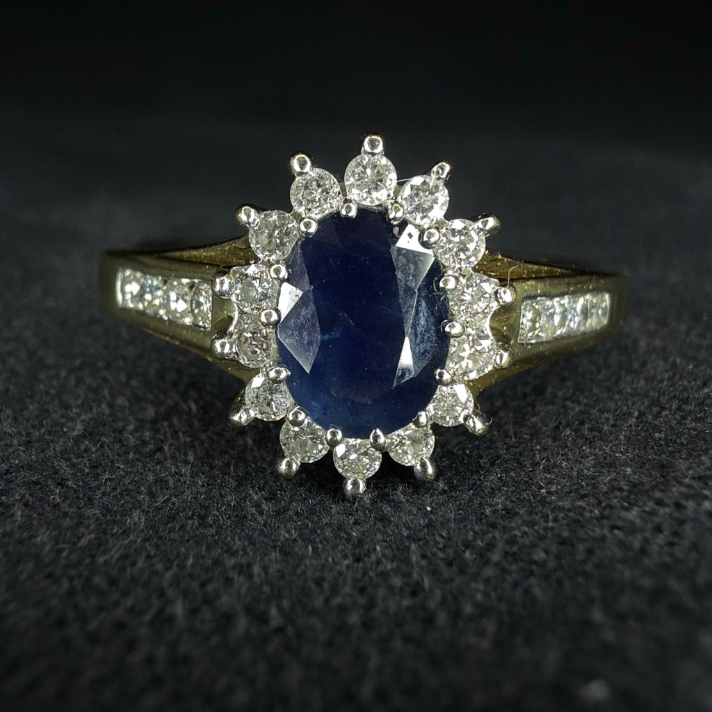 18ct Sapphire and Diamond Ring - Size R 1/2
