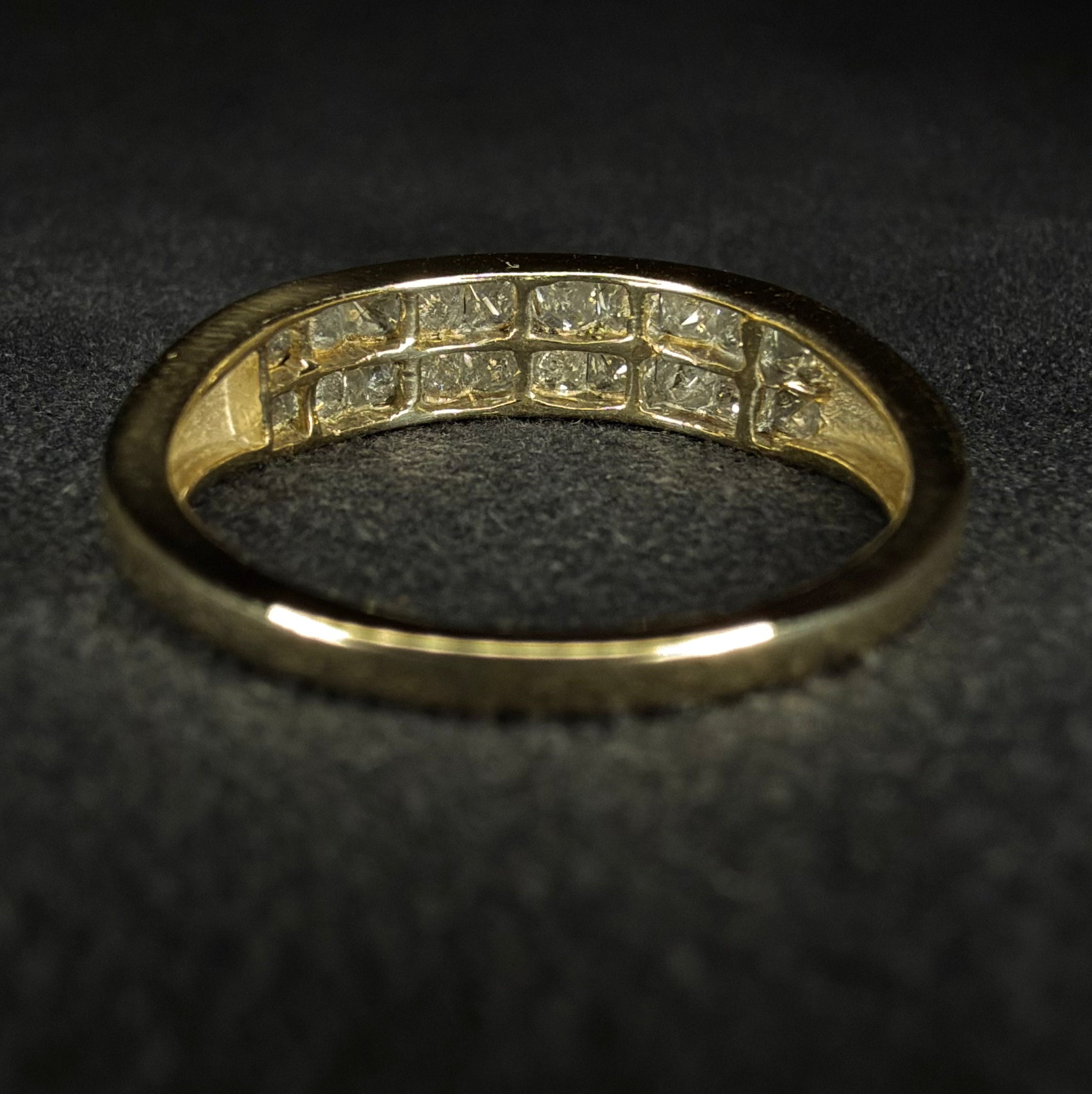 9ct Diamond Eternity Ring - Size P