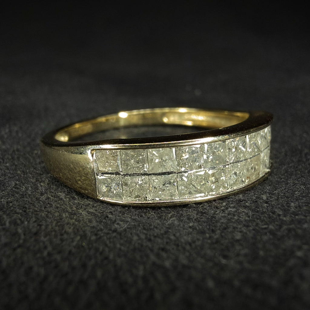 9ct Diamond Eternity Ring - Size P