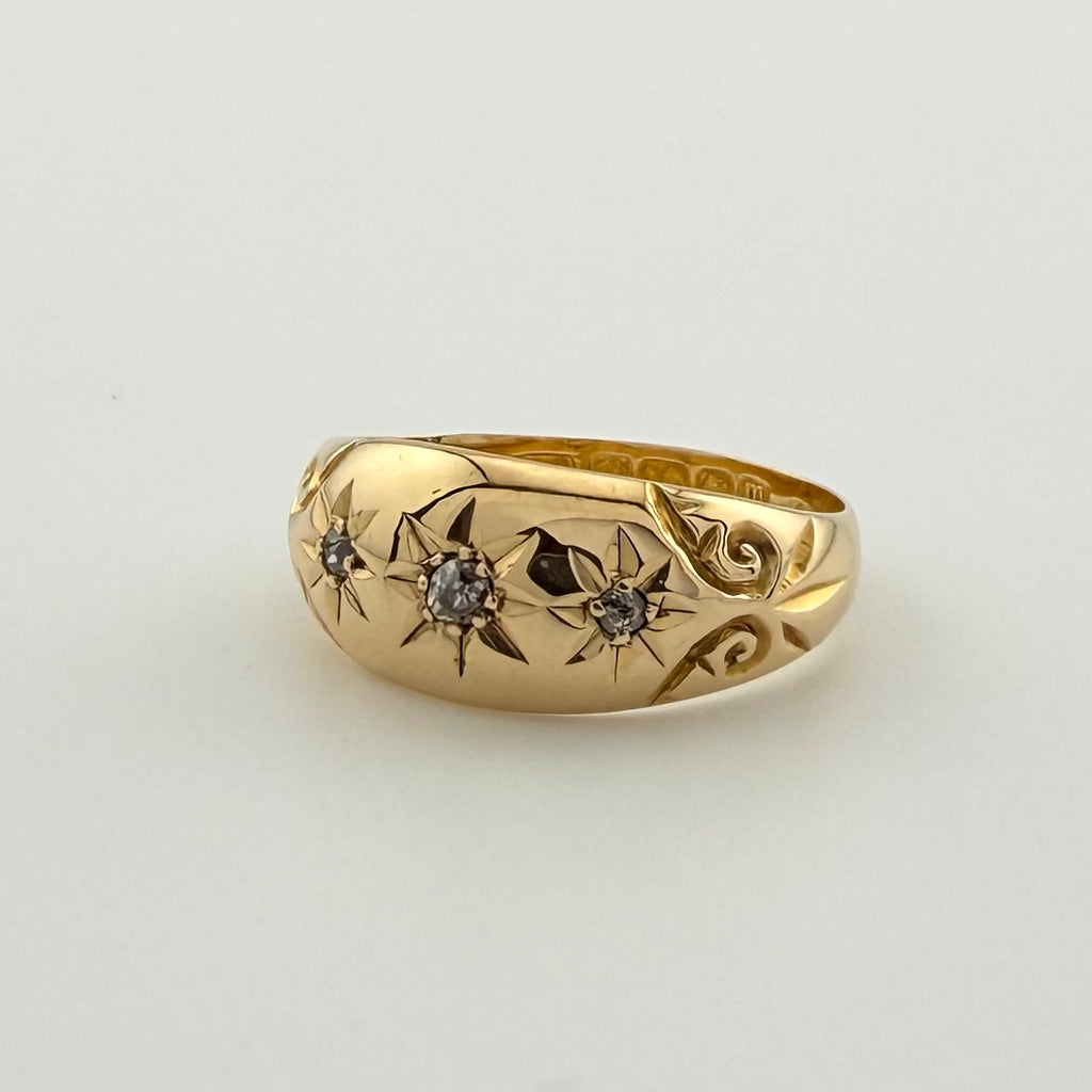 18ct Diamond Gypsy Ring - Size N