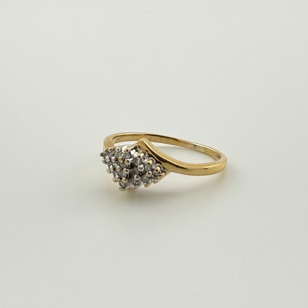 9ct Diamond Ring - Size I 1/2