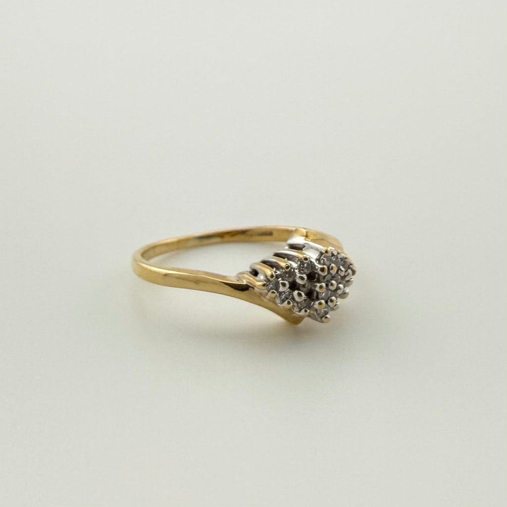 9ct Diamond Ring - Size I 1/2